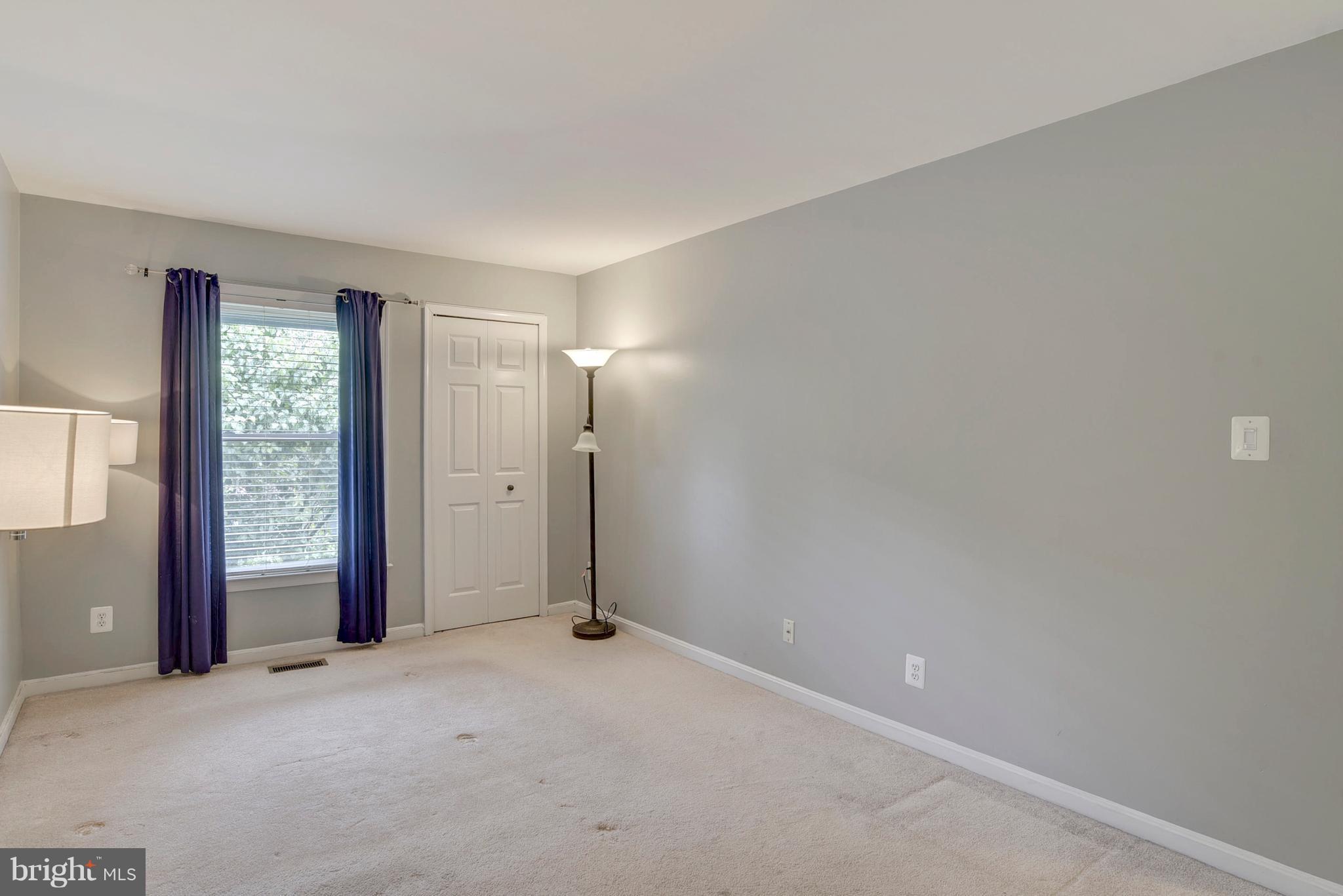 DUNDREE HILL - Residential Lease