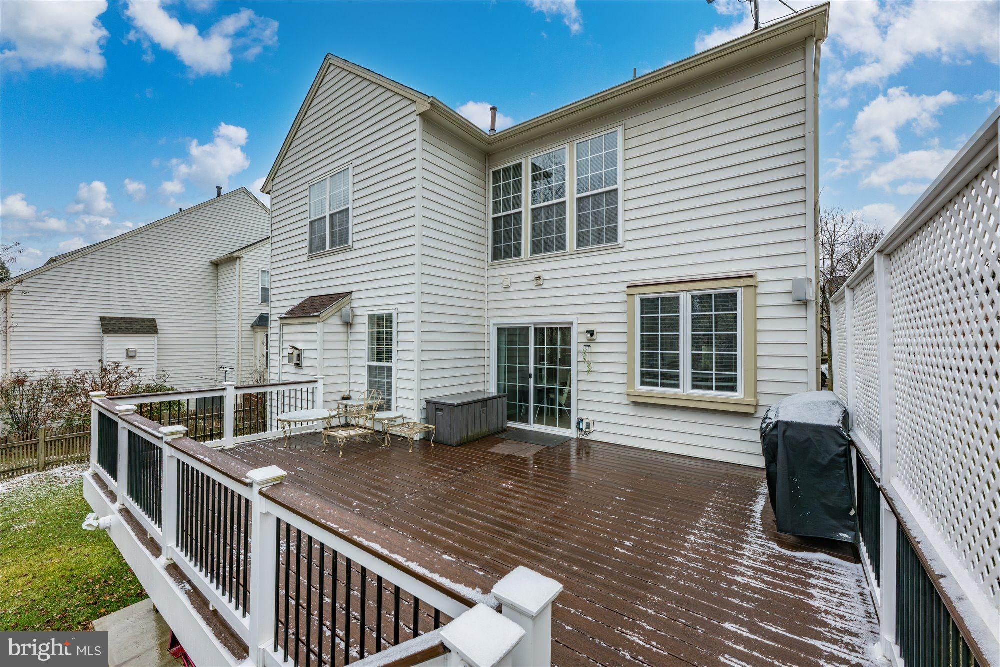 SOUTH RIDING - Residential