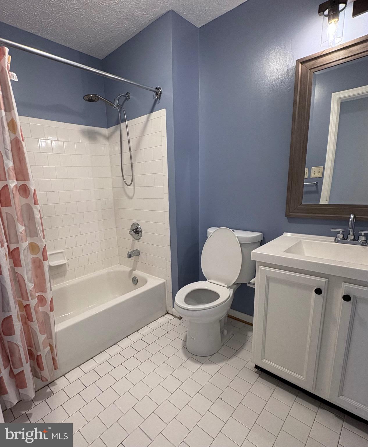 WALDEN - Residential Lease