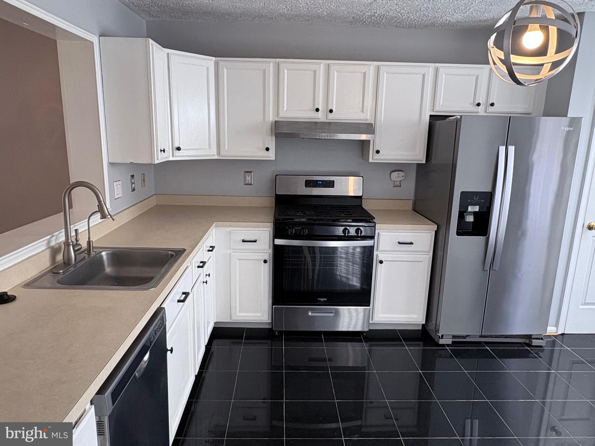 WALDEN - Residential Lease