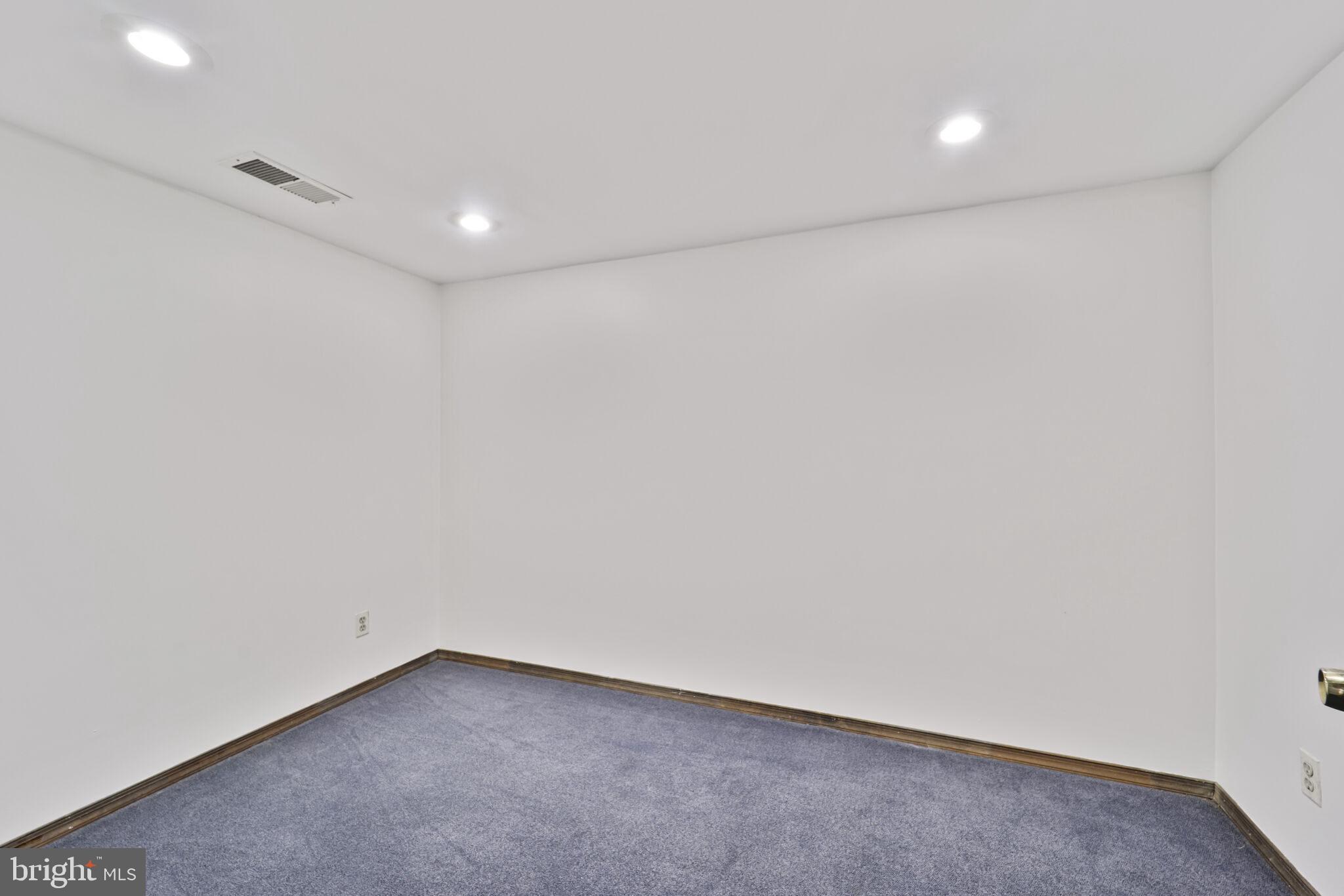 BETHESDA - Residential Lease