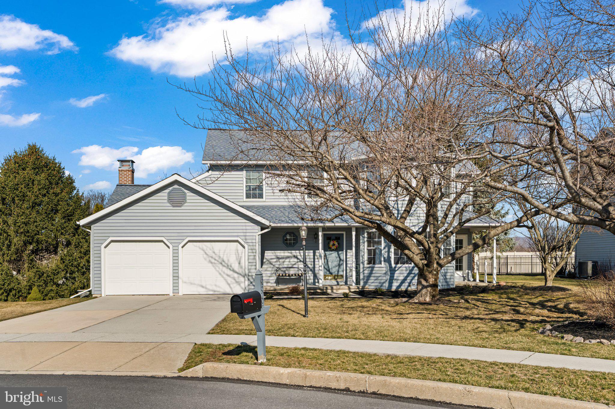 HUNTERS RUN - Residential
