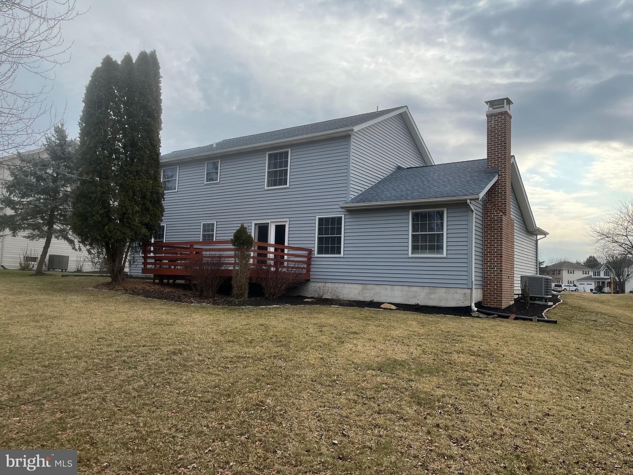 HUNTERS RUN - Residential