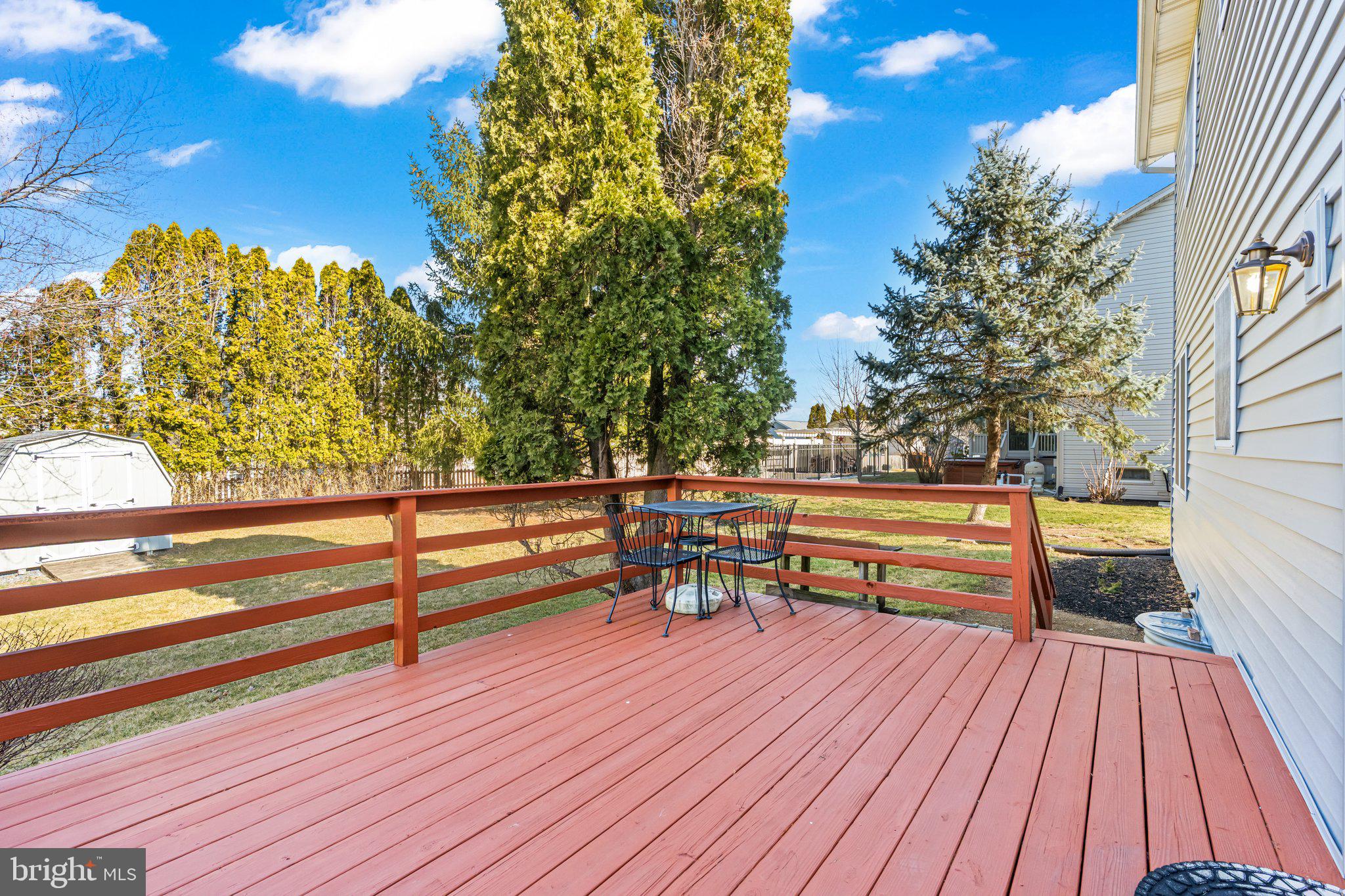 HUNTERS RUN - Residential