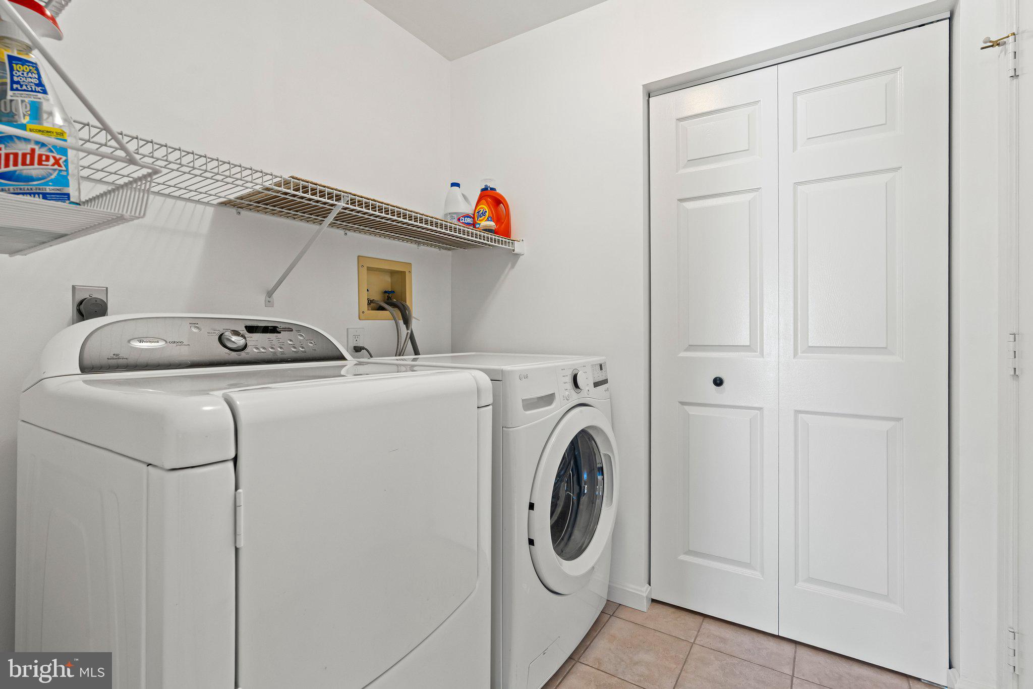 HUNTERS RUN - Residential