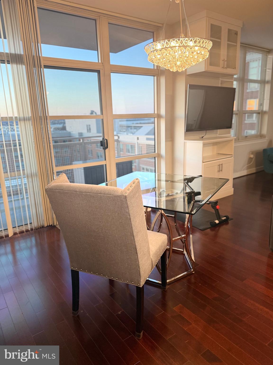 NATIONAL HARBOR - Residential Lease