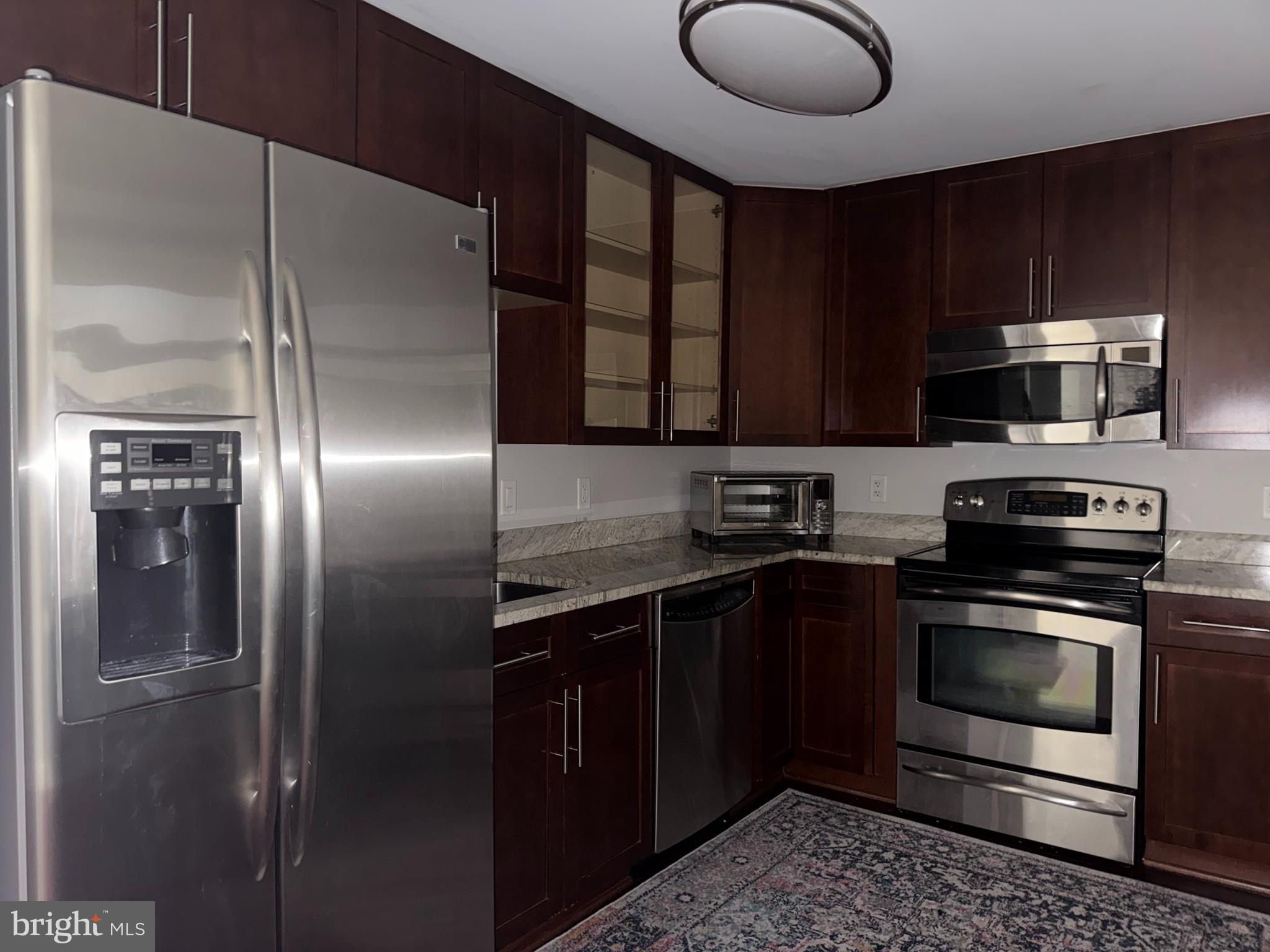 NATIONAL HARBOR - Residential Lease