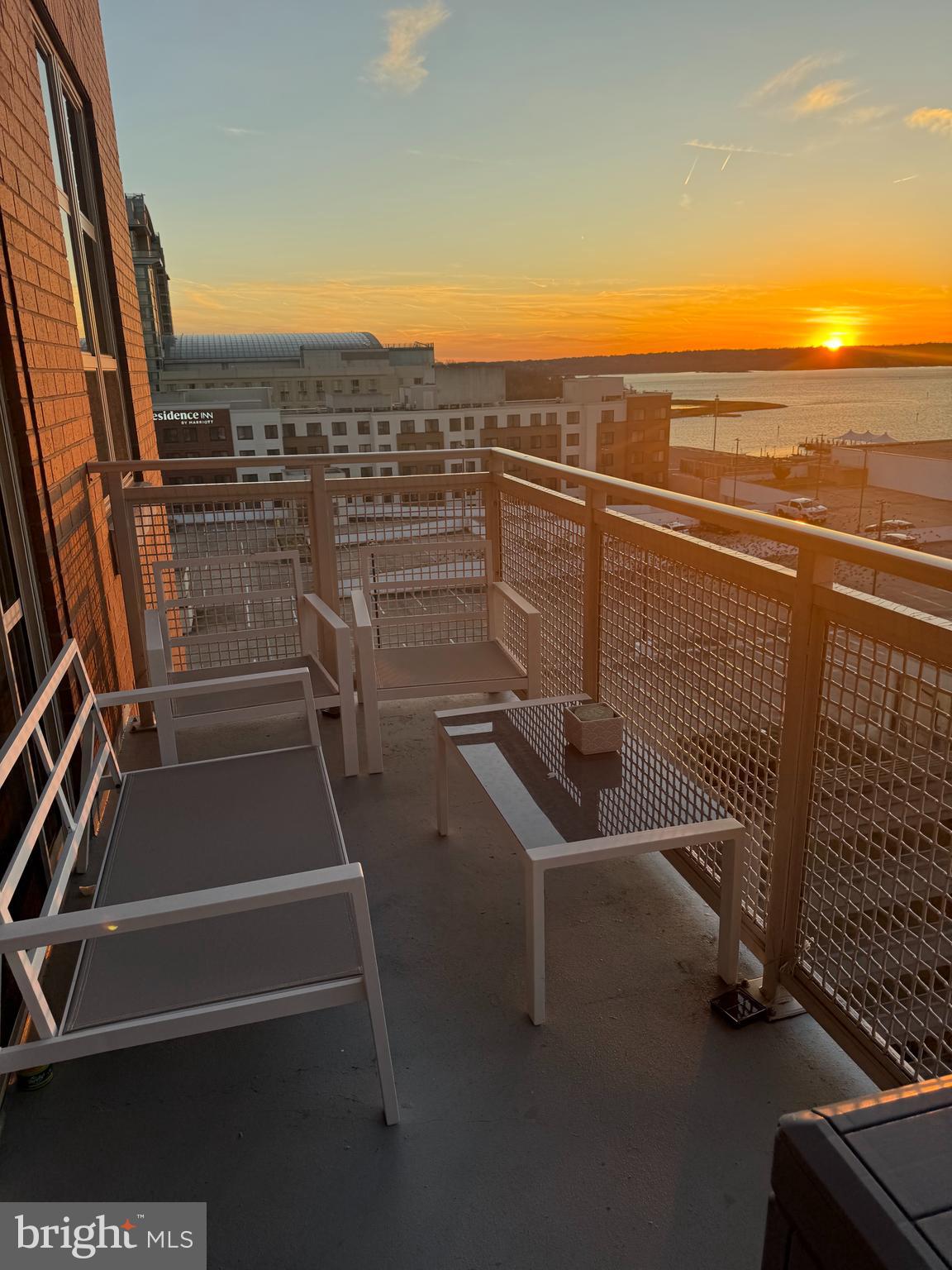 NATIONAL HARBOR - Residential Lease