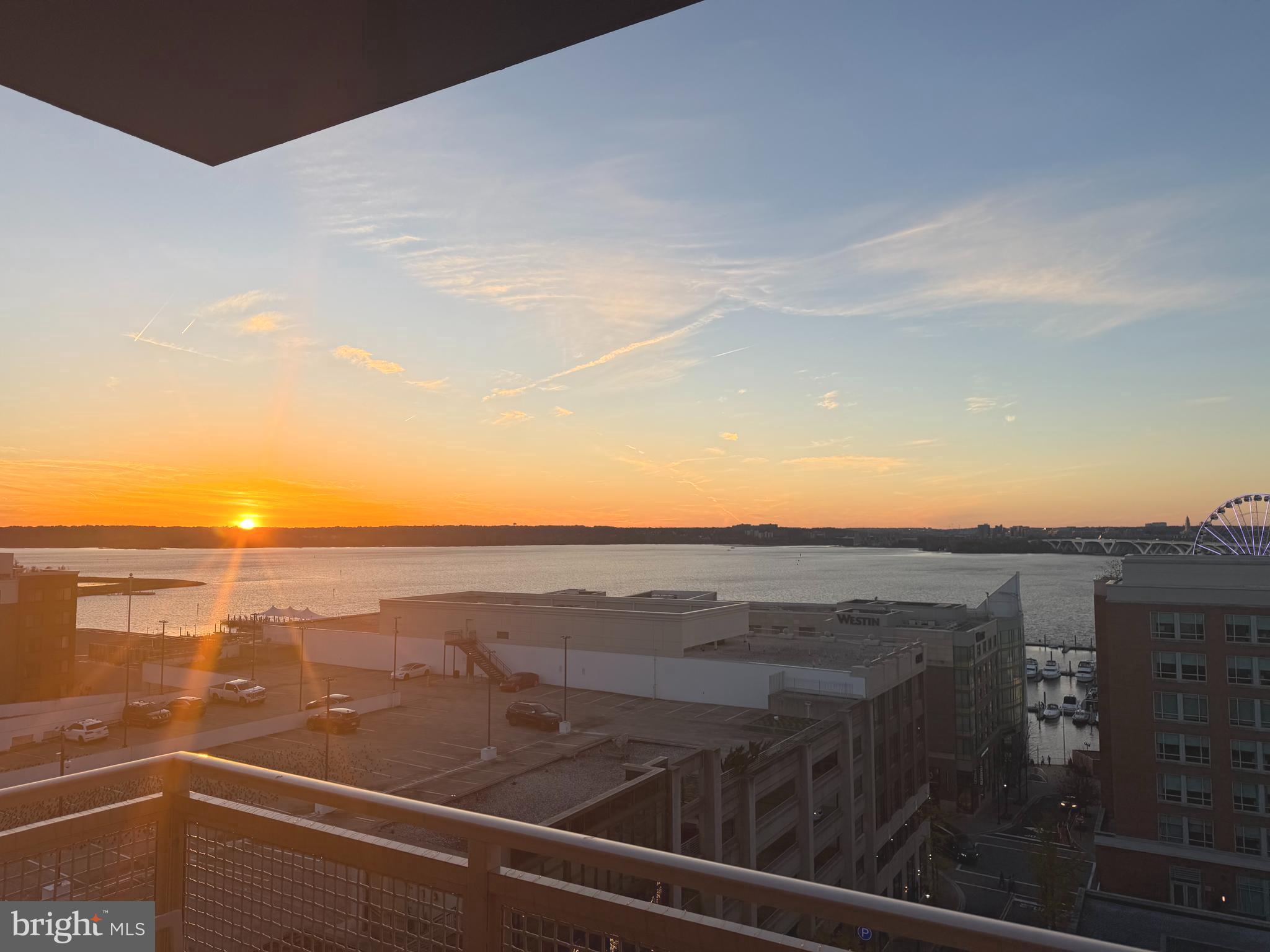 NATIONAL HARBOR - Residential Lease