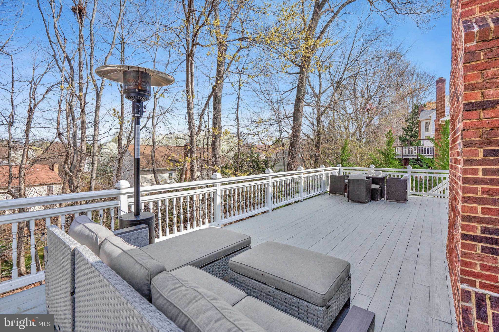 POTOMAC GROVE - Residential