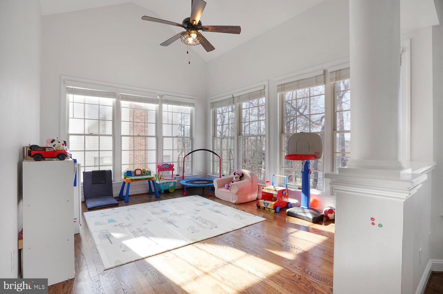 POTOMAC GROVE - Residential