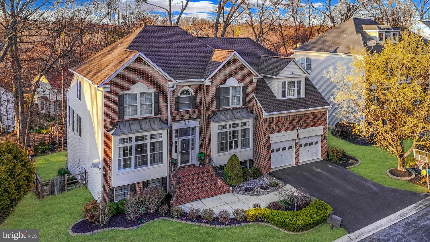 POTOMAC GROVE - Residential