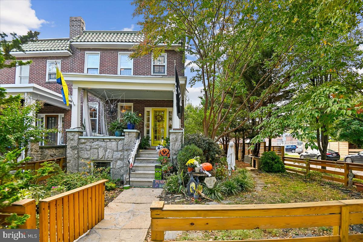 WYMAN PARK HAMPDEN - Residential