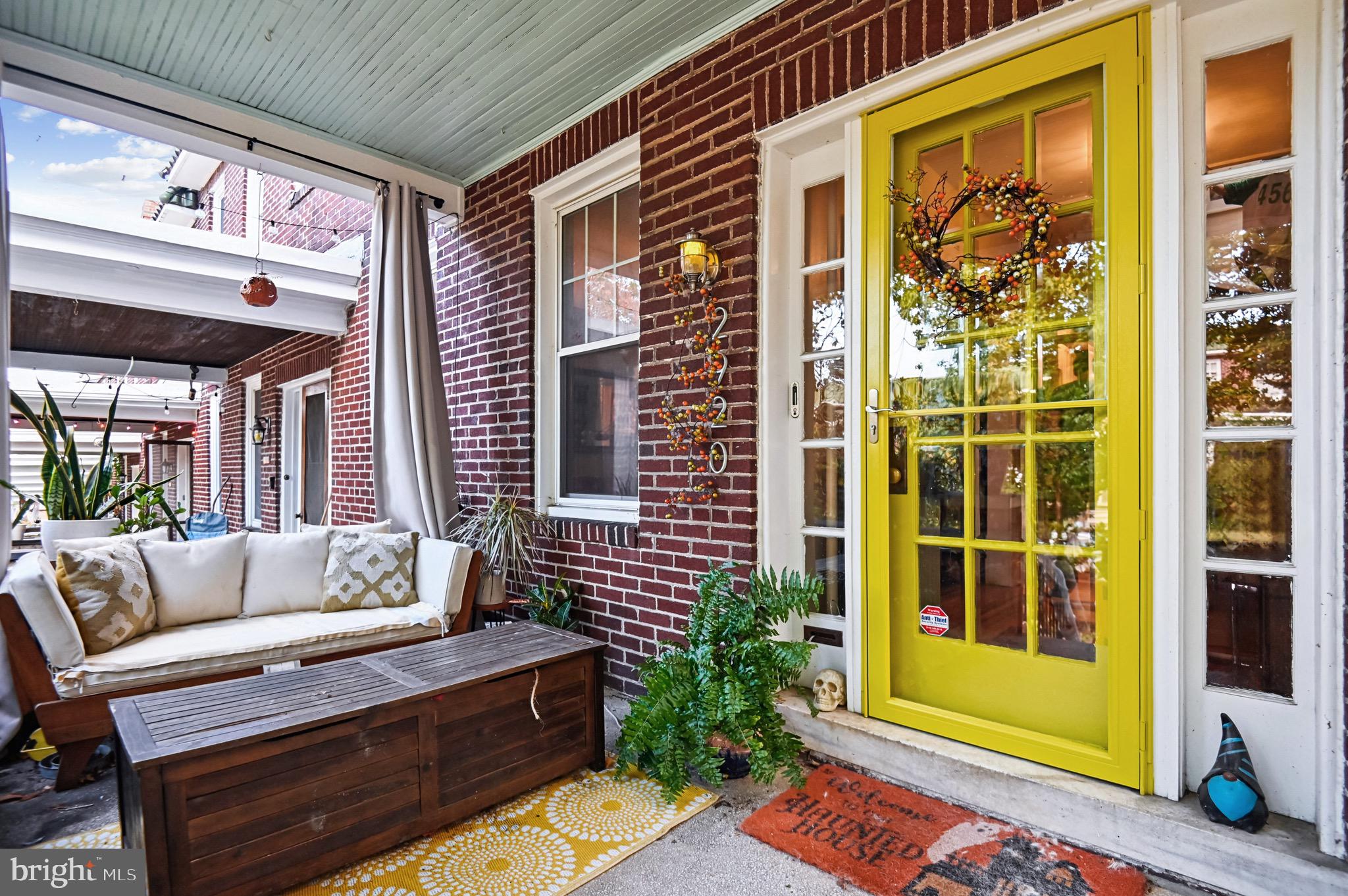 WYMAN PARK HAMPDEN - Residential