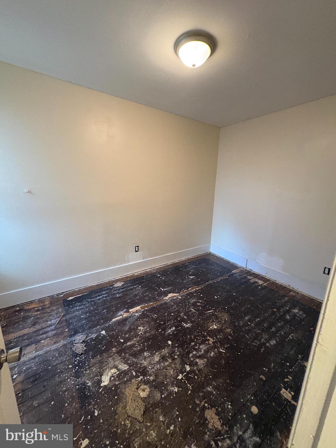 PHILADELPHIA (WEST) - Residential