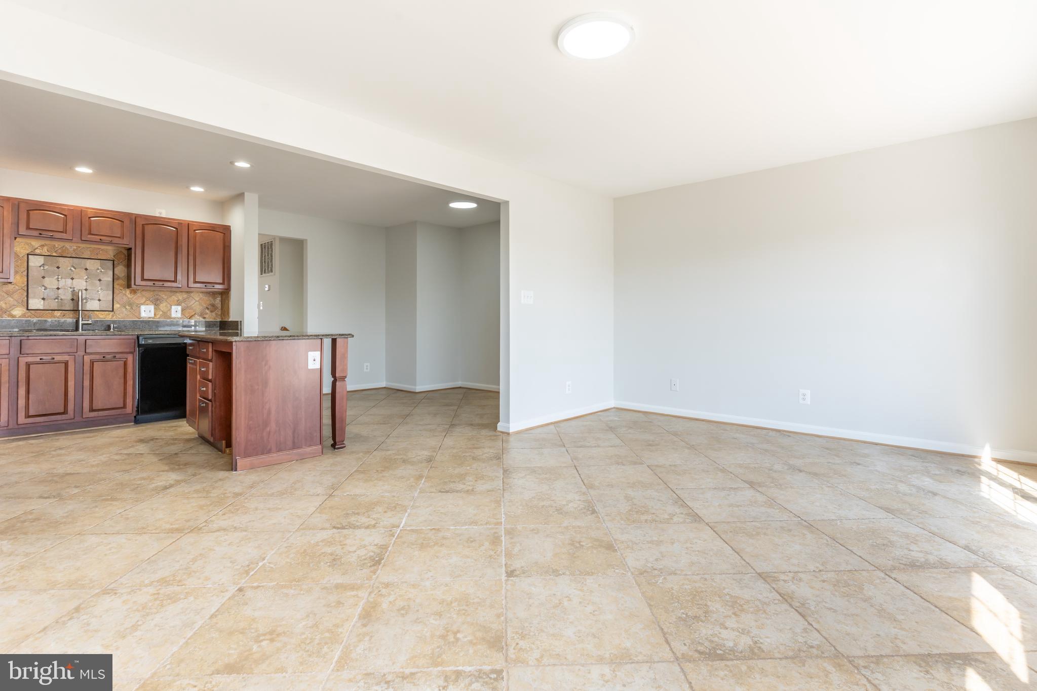 SALEM FIELDS - Residential