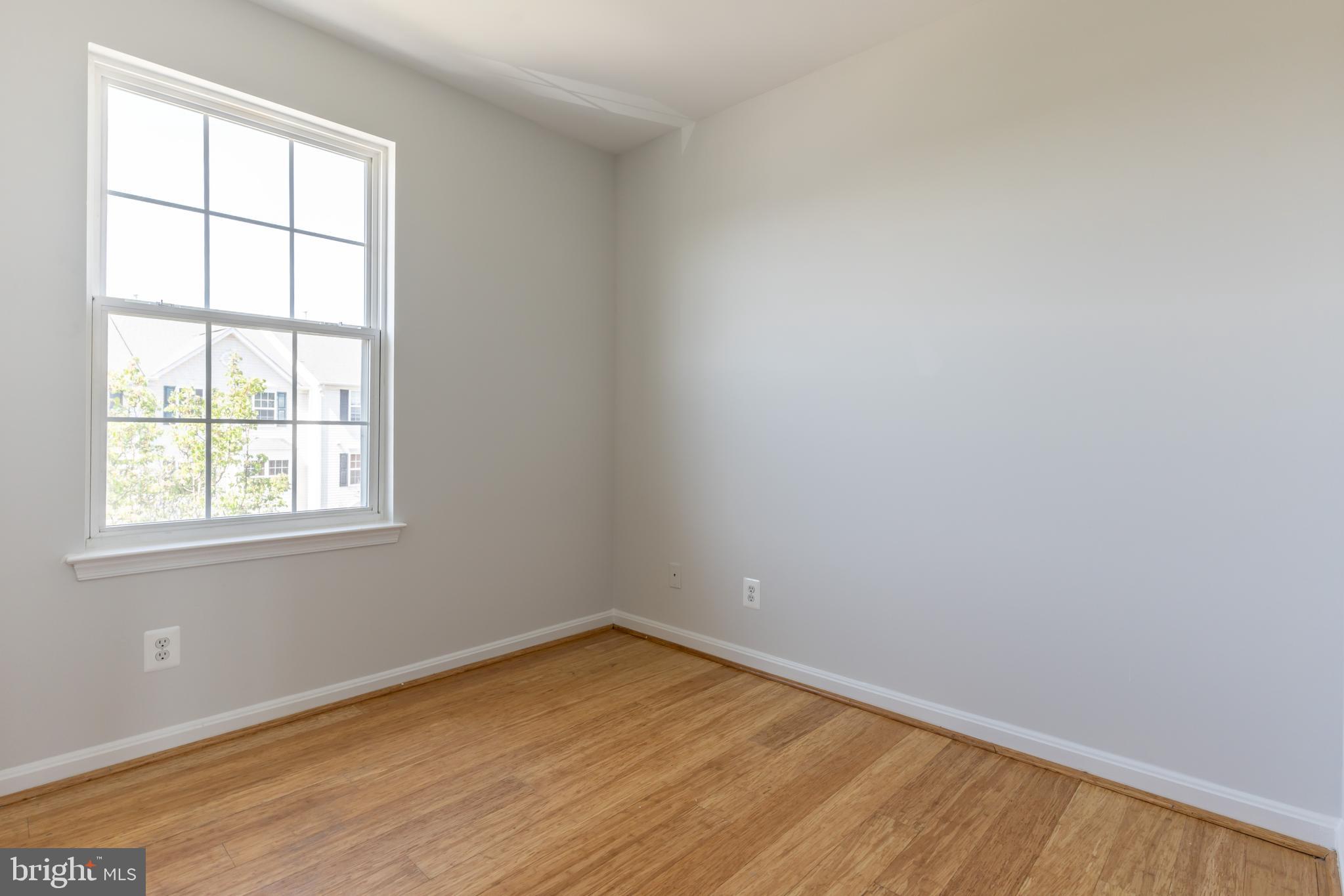 SALEM FIELDS - Residential