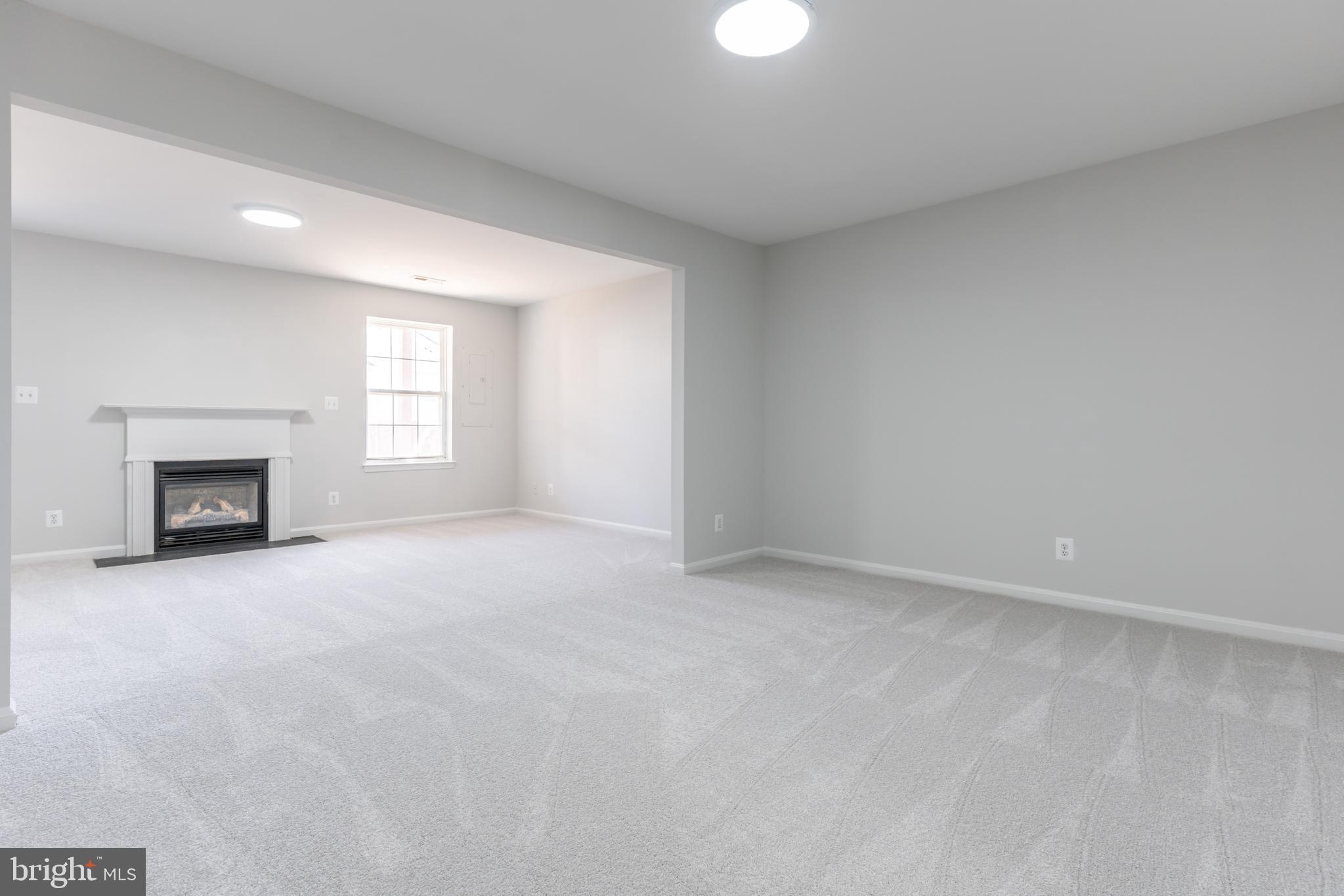 SALEM FIELDS - Residential