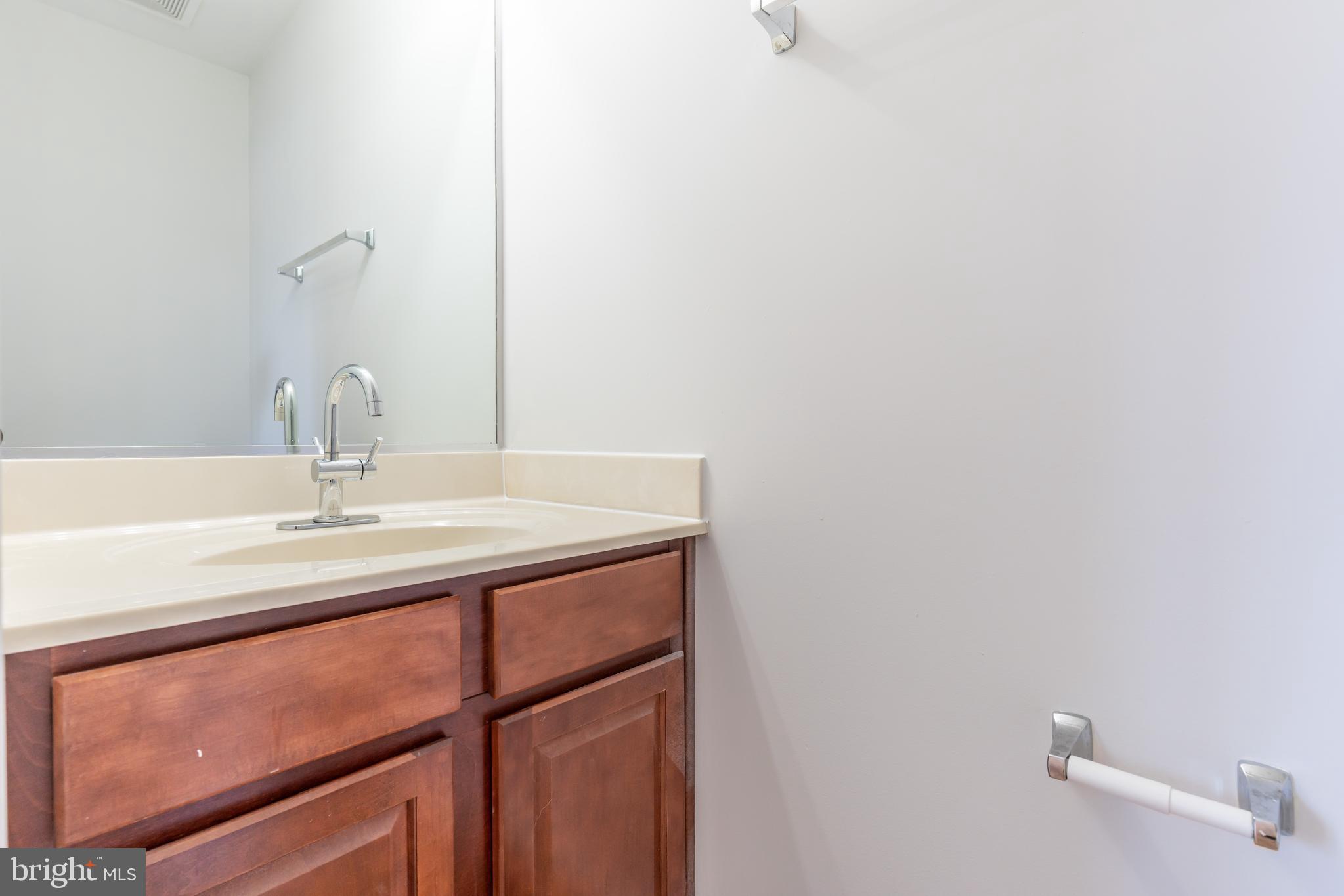 SALEM FIELDS - Residential