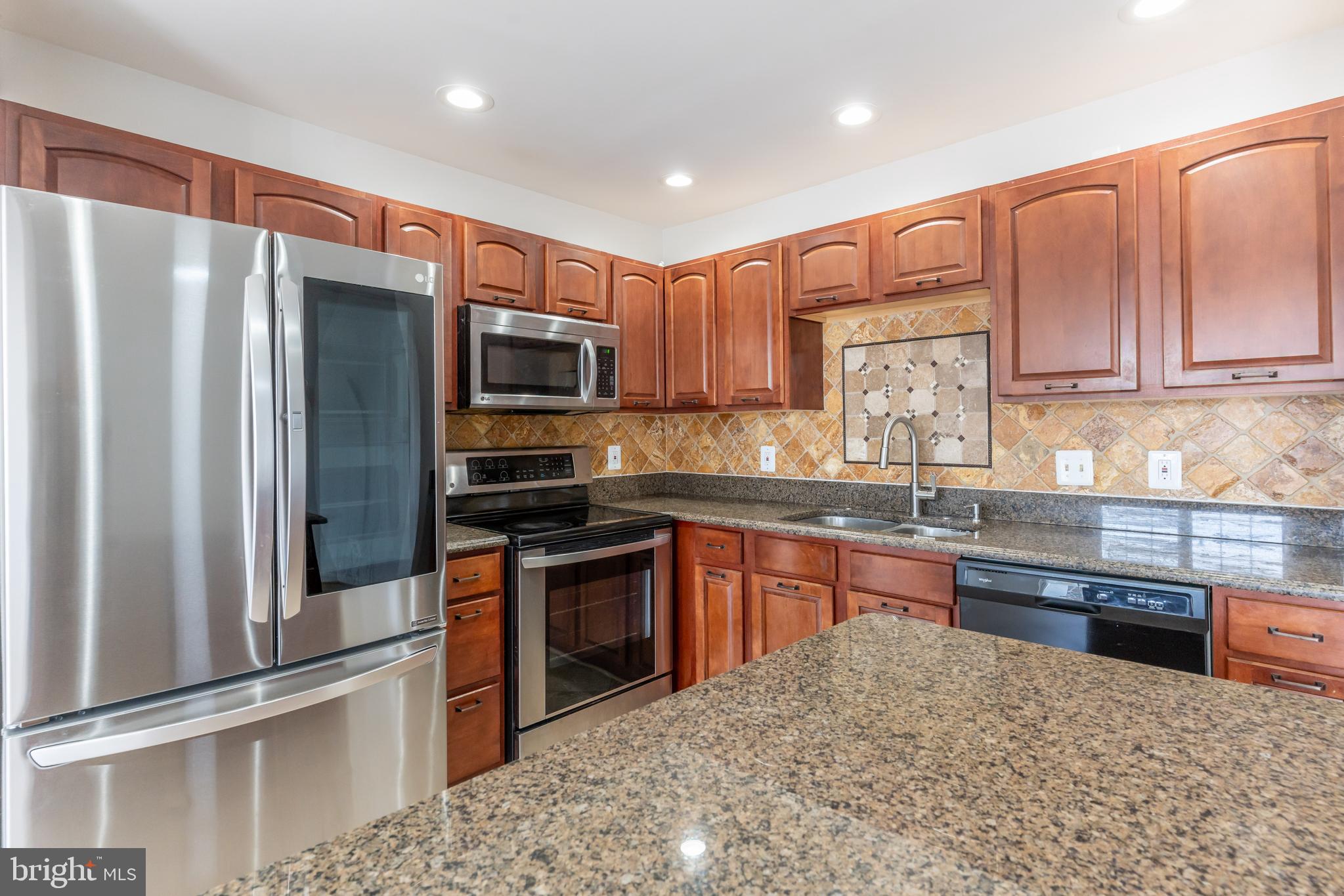 SALEM FIELDS - Residential