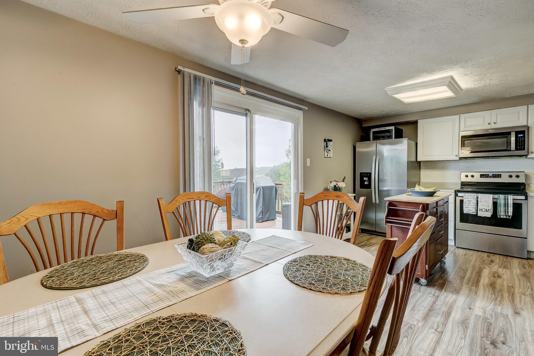 CONSTANT FRIENDSHIP - Residential