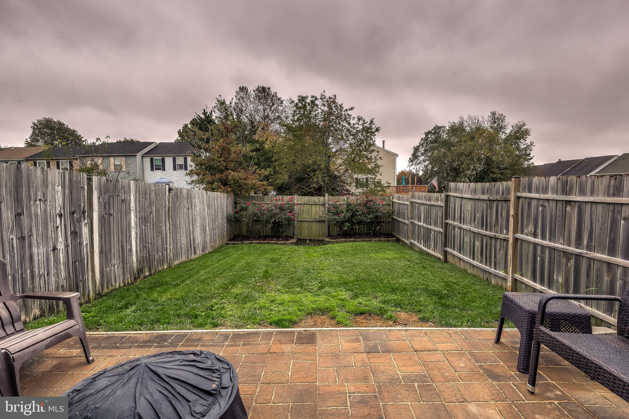 CONSTANT FRIENDSHIP - Residential