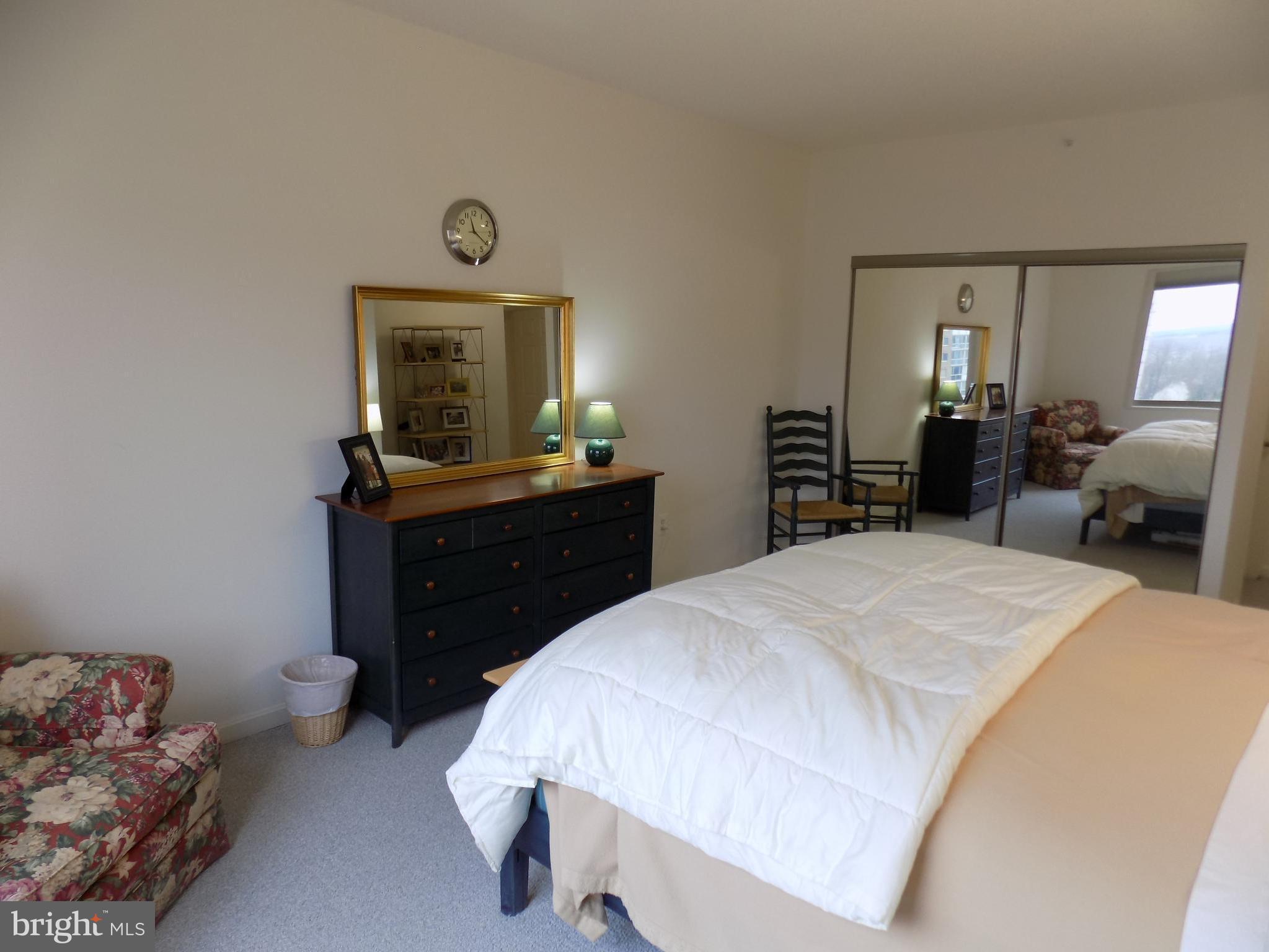 LANSDOWNE WOODS - Residential