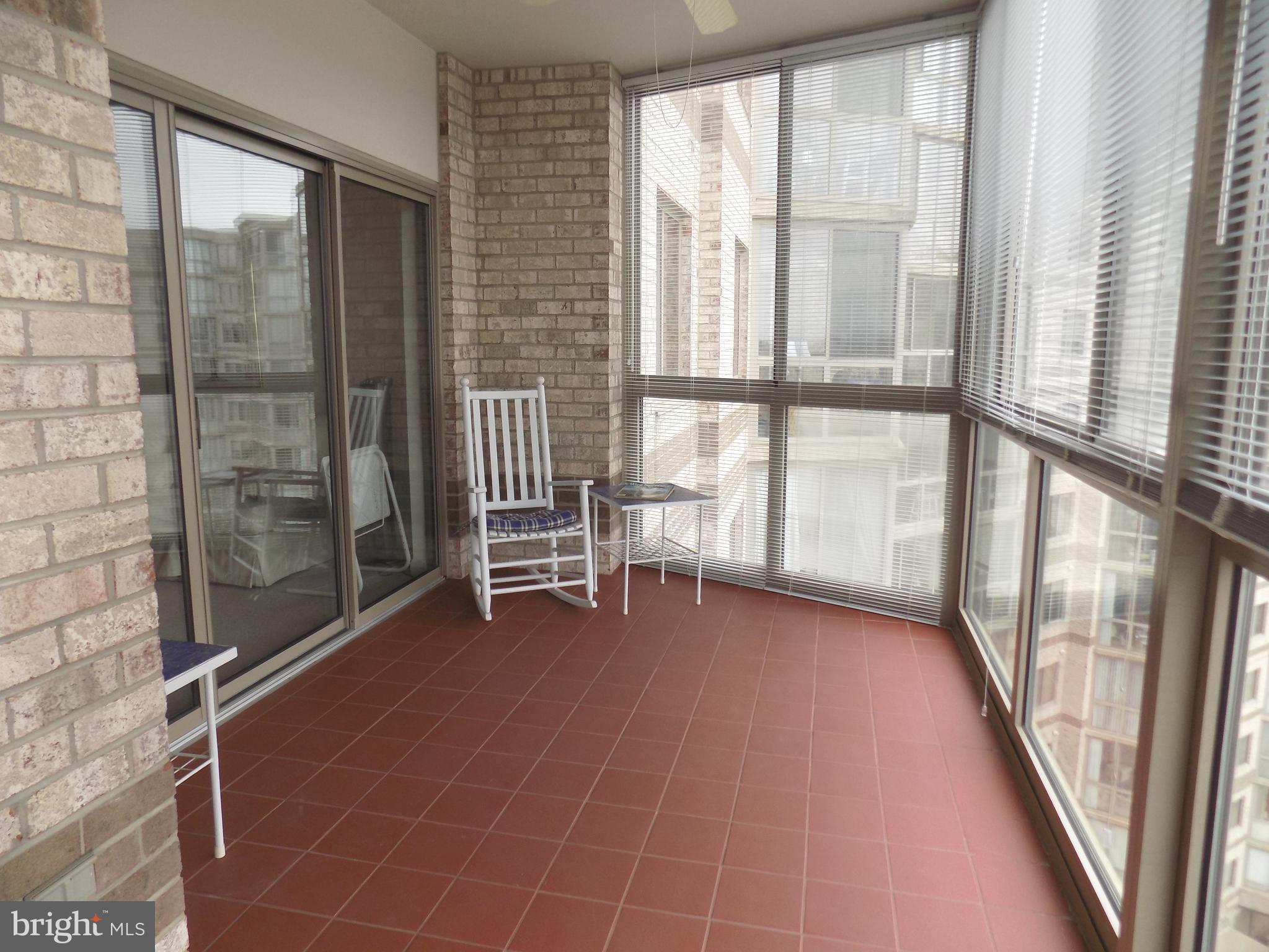 LANSDOWNE WOODS - Residential