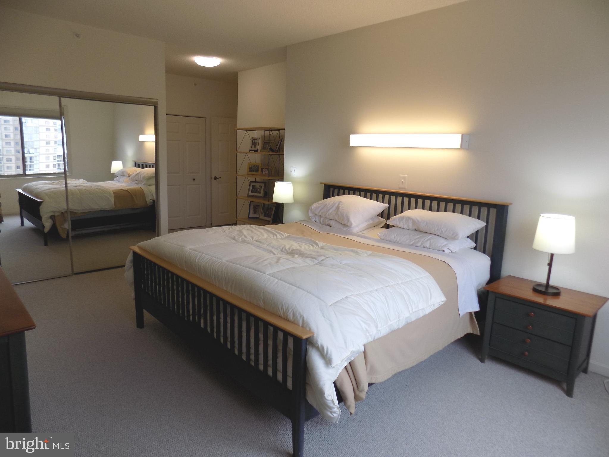 LANSDOWNE WOODS - Residential