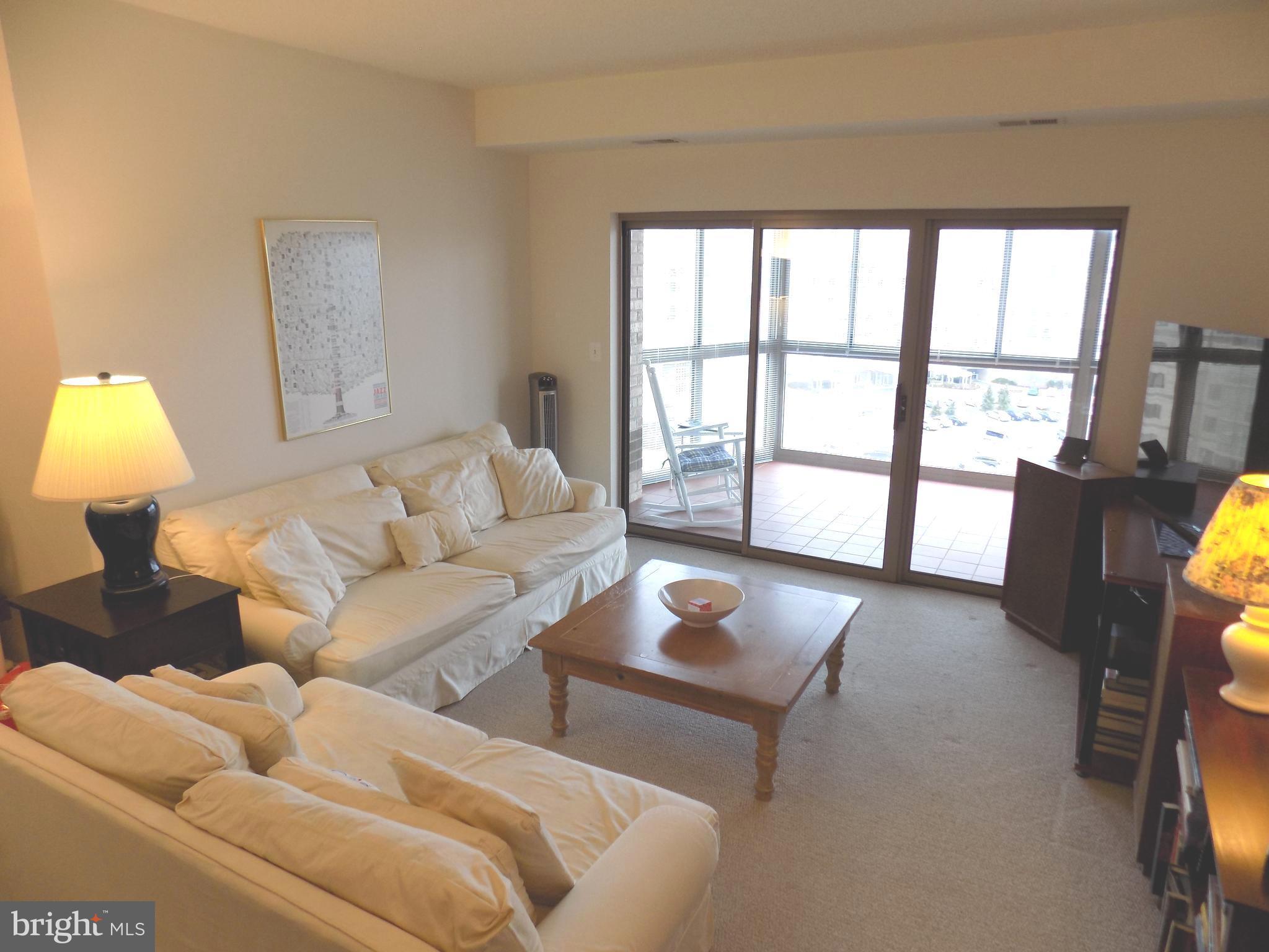 LANSDOWNE WOODS - Residential