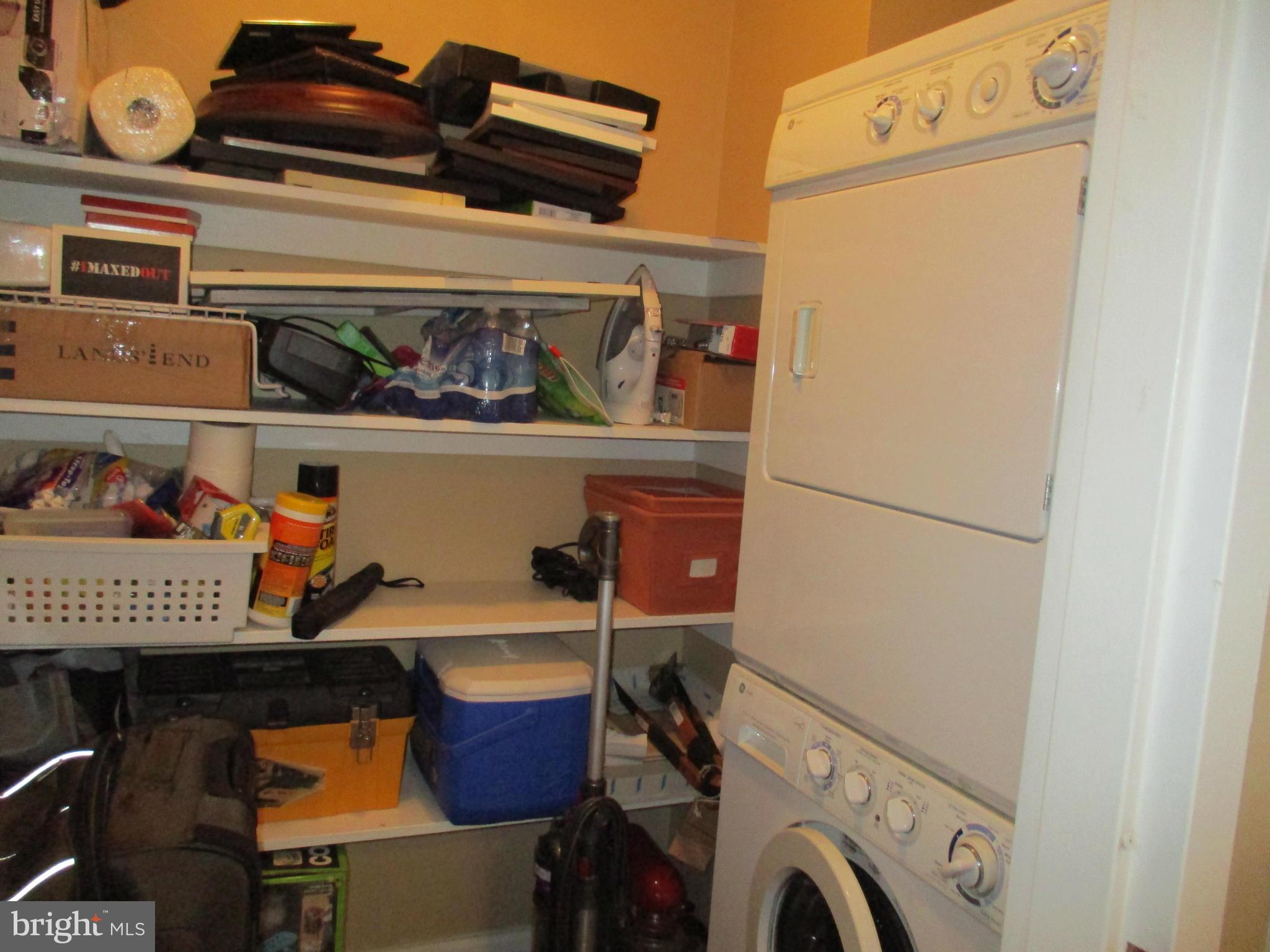 TOWER VILLAS - Residential Lease