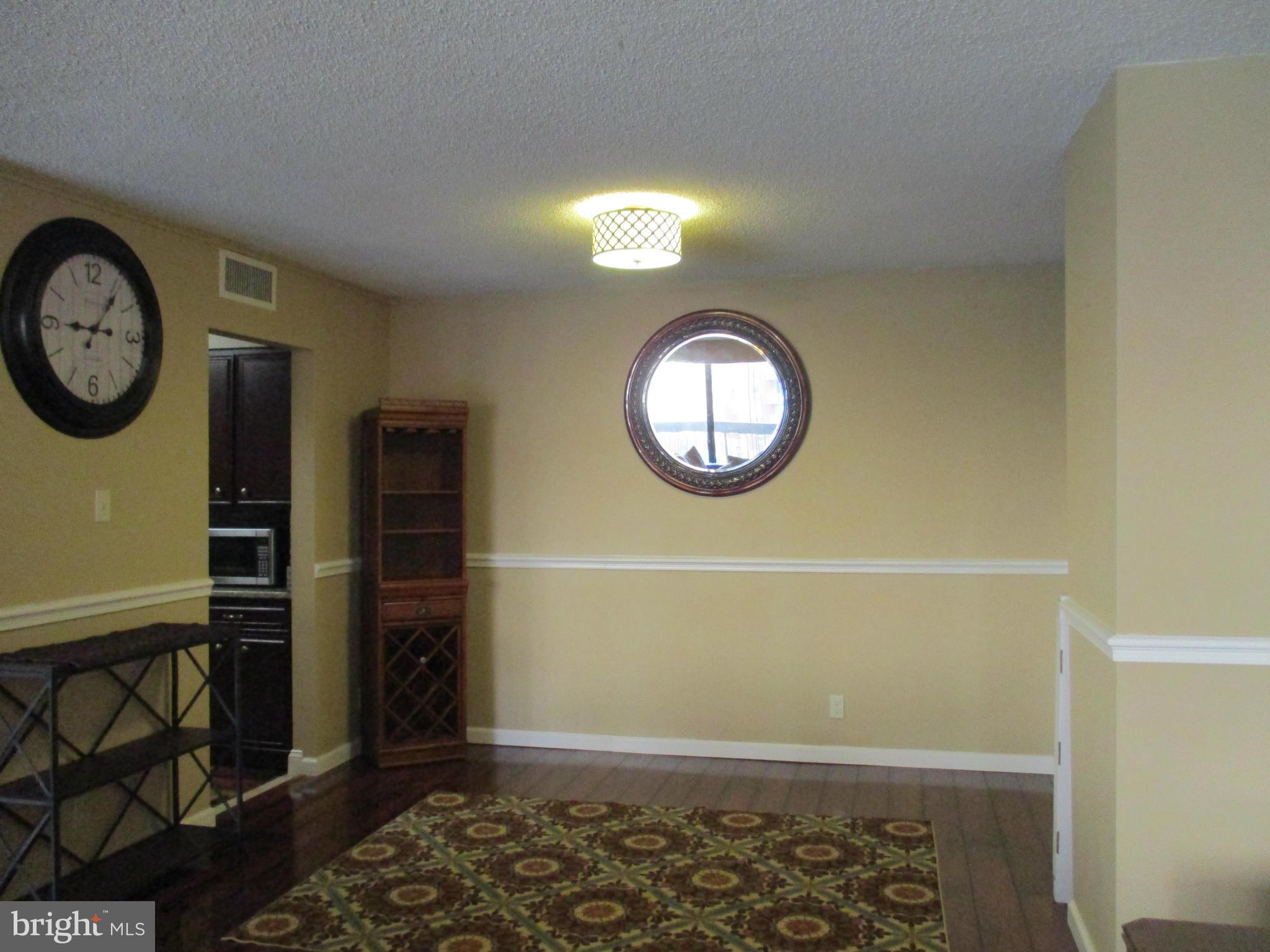 TOWER VILLAS - Residential Lease