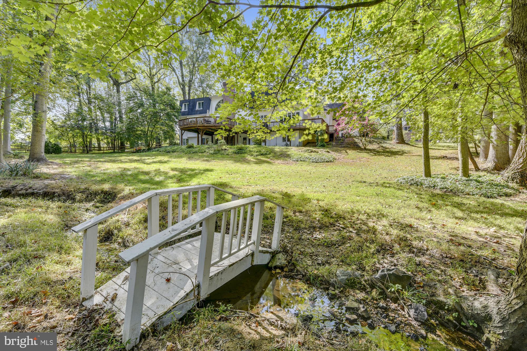 HUNTER MILL ESTATES - Residential