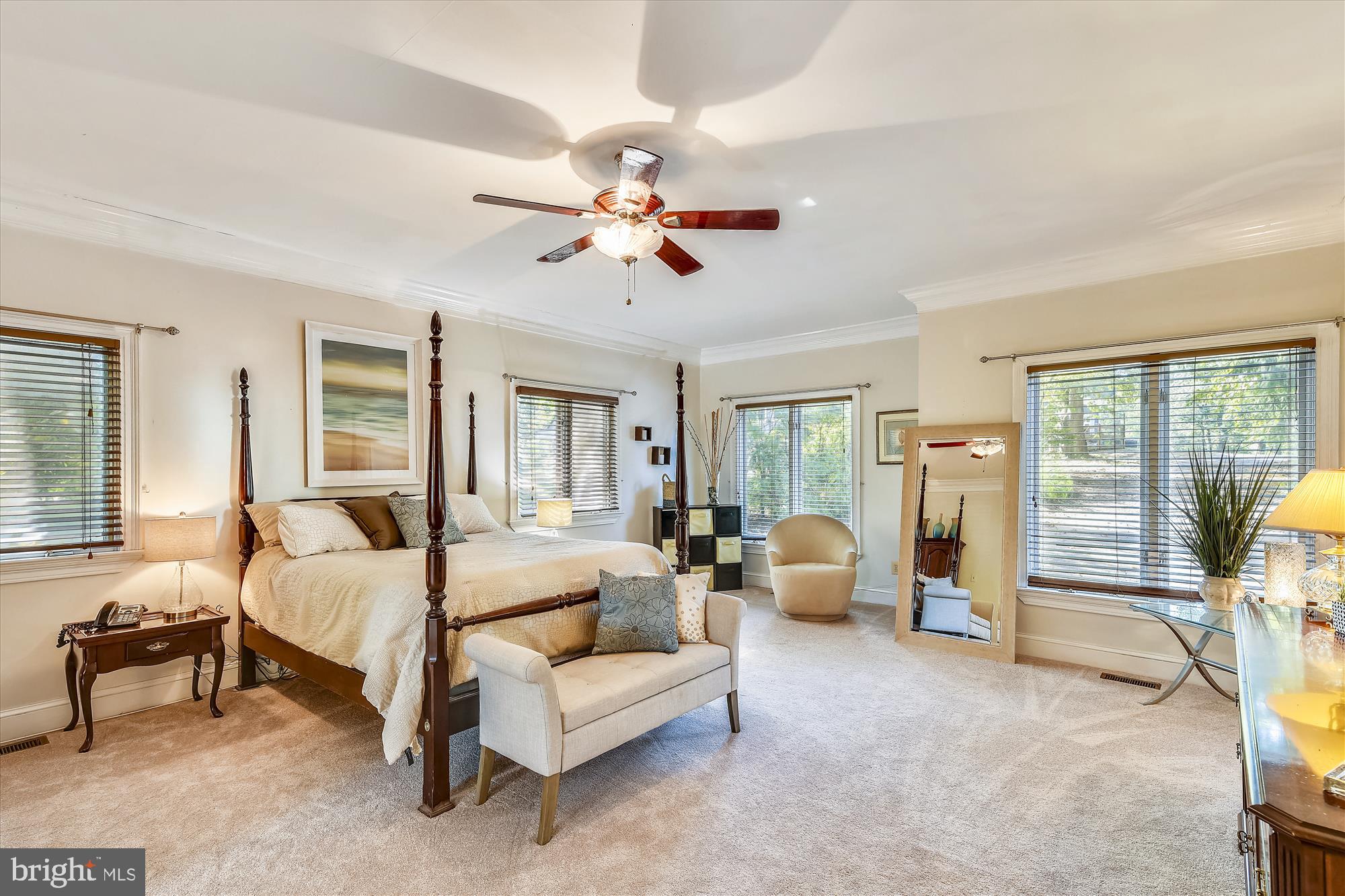 HUNTER MILL ESTATES - Residential