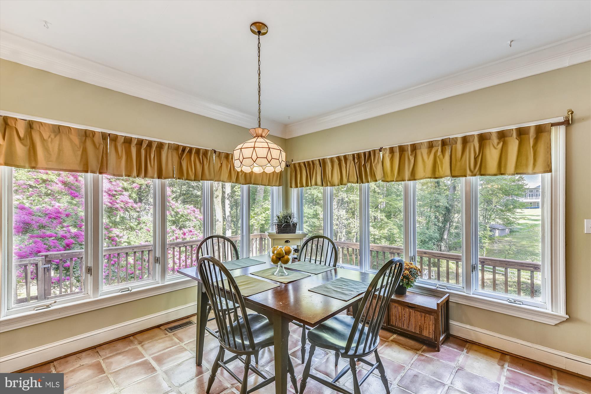 HUNTER MILL ESTATES - Residential