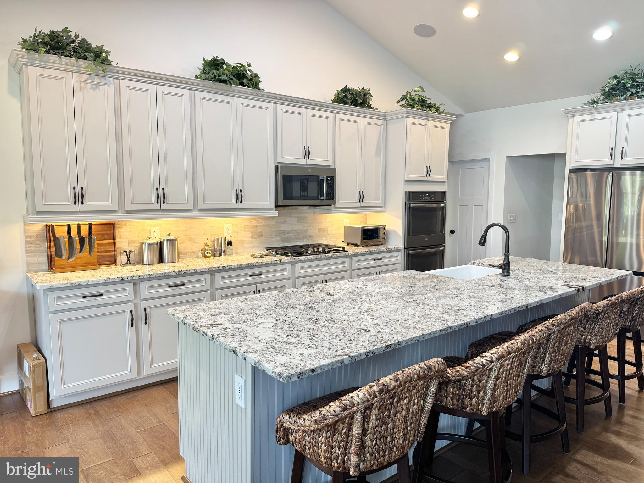 201 SARATOGA WOODS LANE