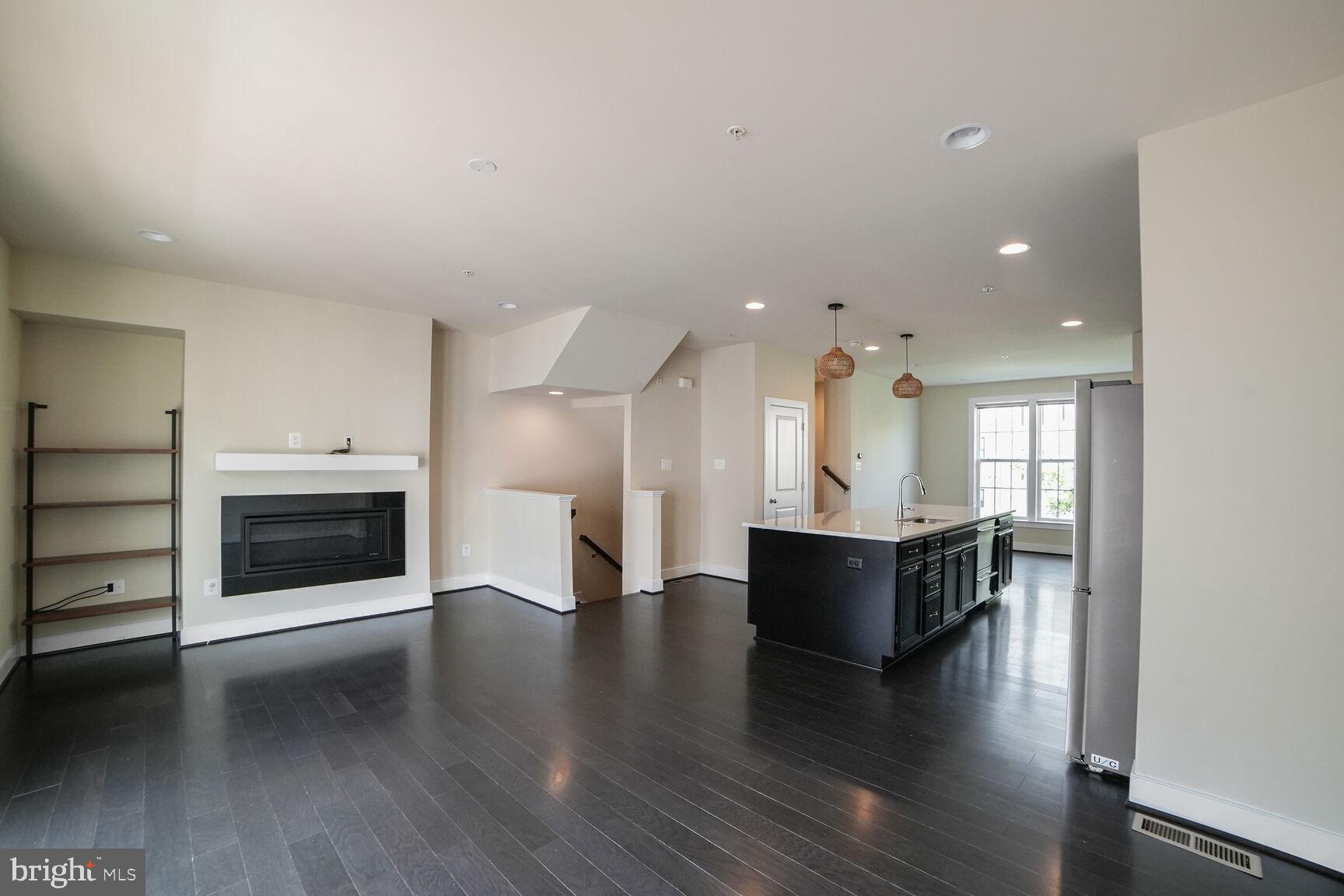 2519 AUDEN DRIVE