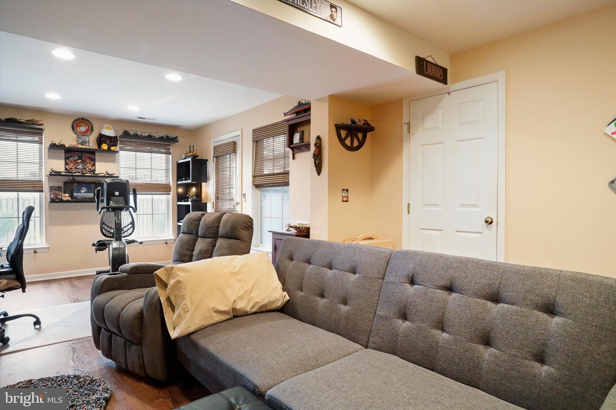 WINDMILL CROSSING - Residential