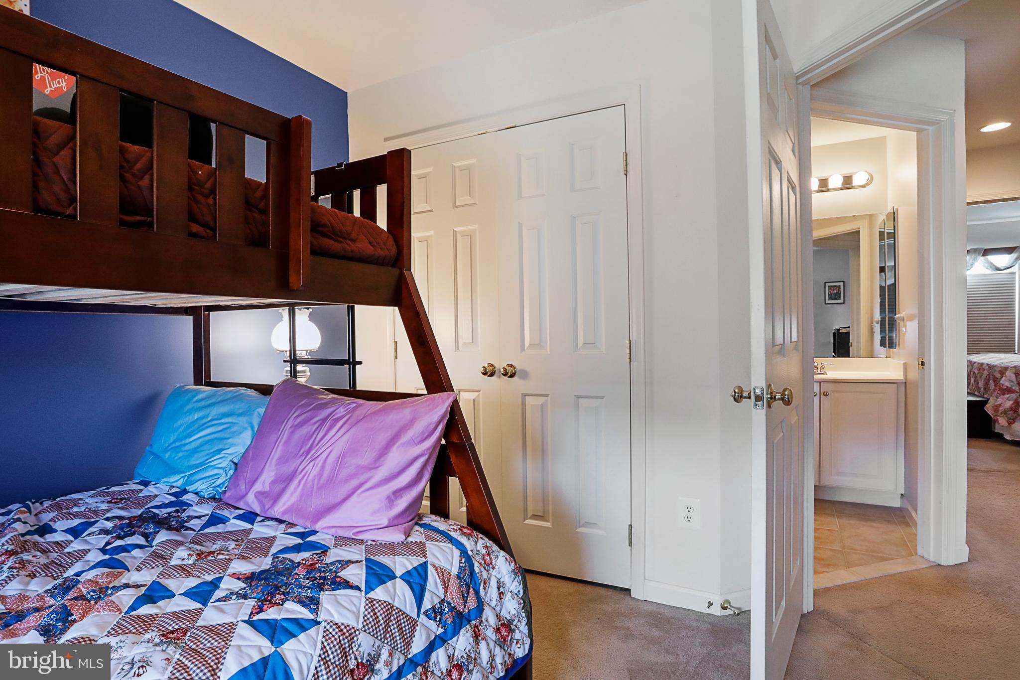 WINDMILL CROSSING - Residential