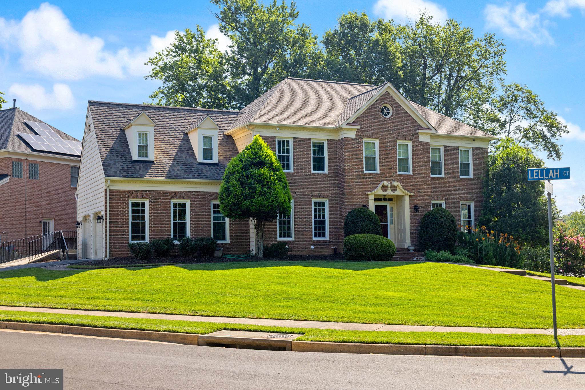 2407 LELLAH COURT
