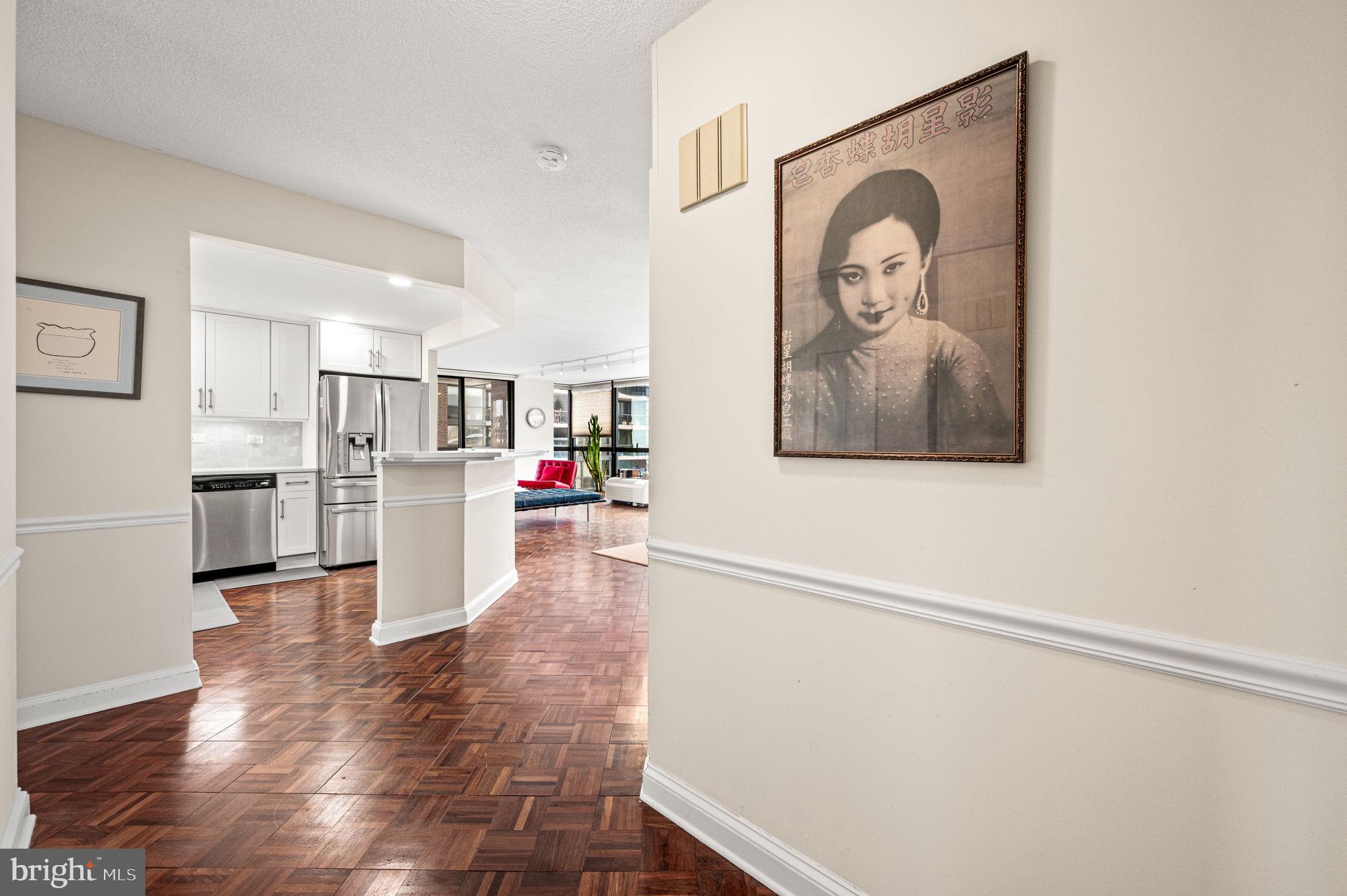 SOCIETY HILL - Residential