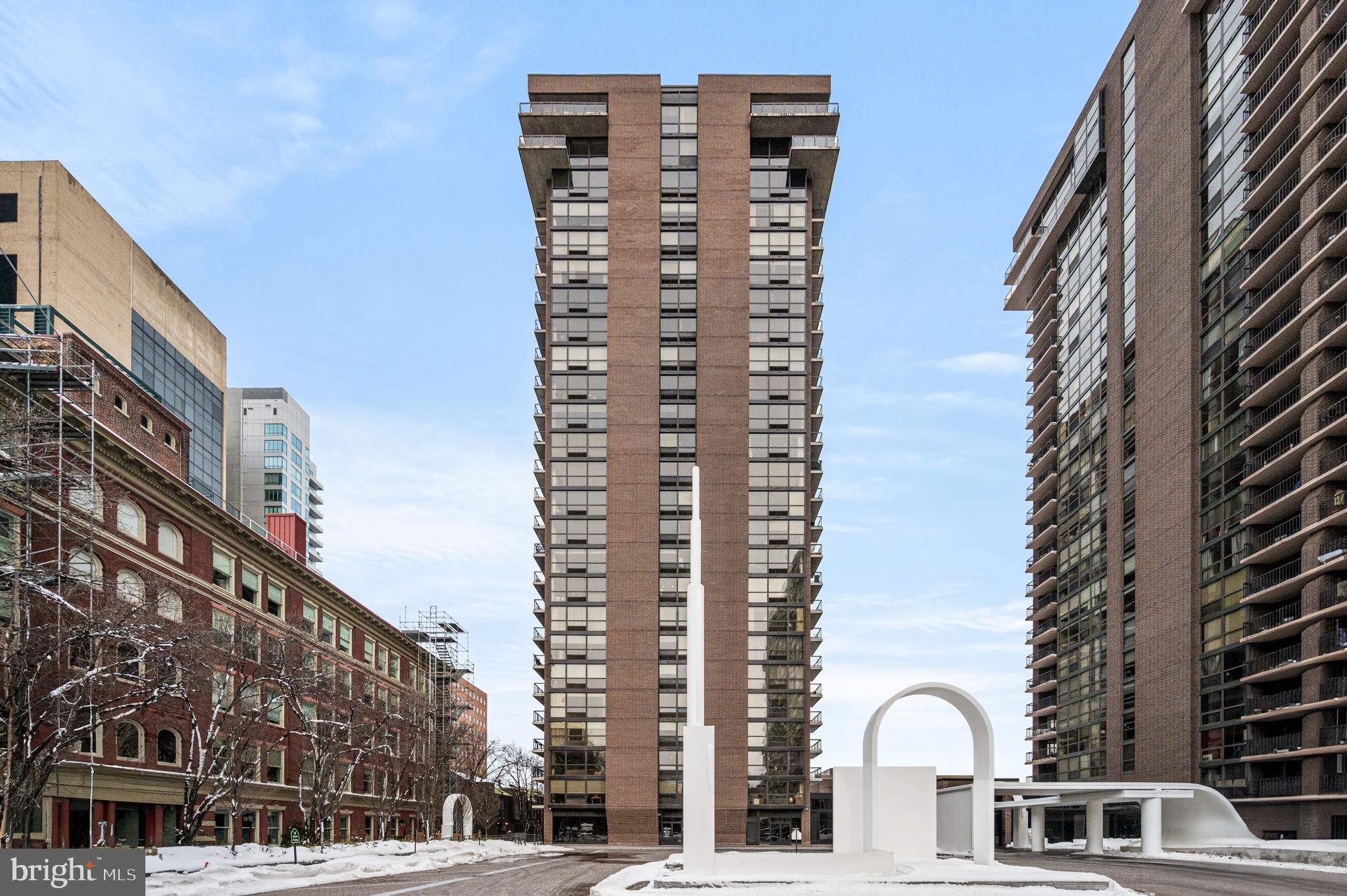 SOCIETY HILL - Residential