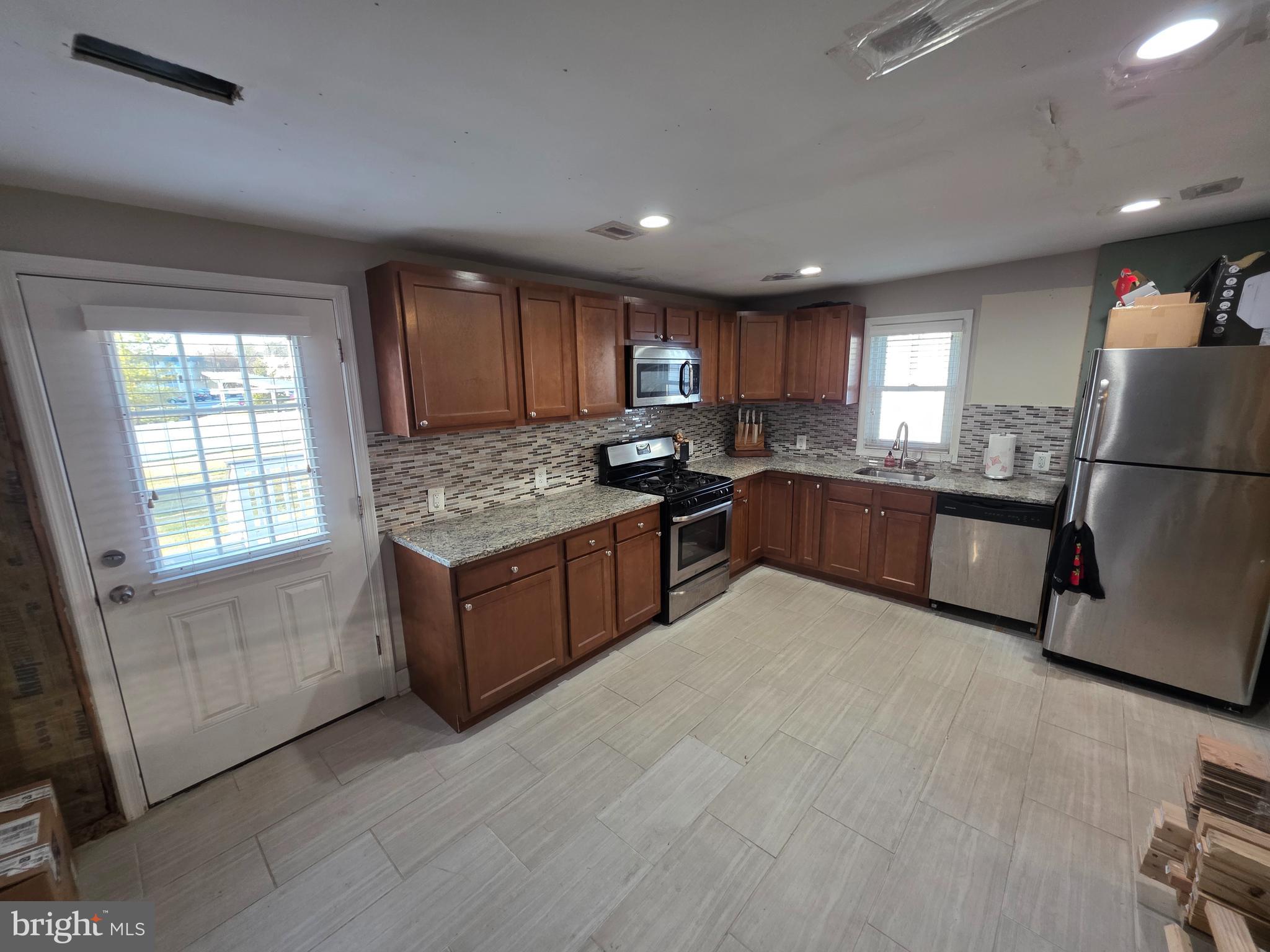 ROLLING VIEW - Residential