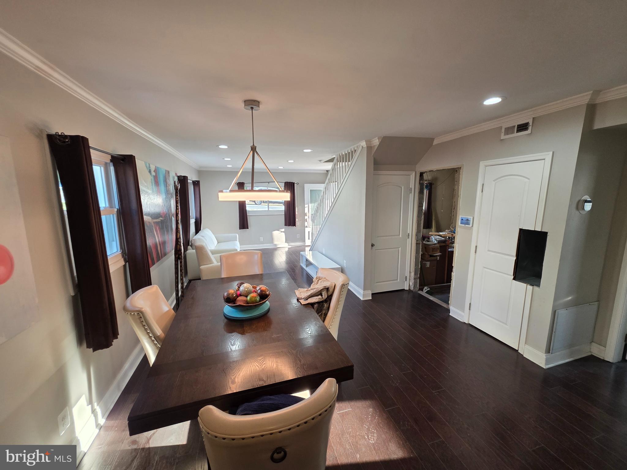 ROLLING VIEW - Residential