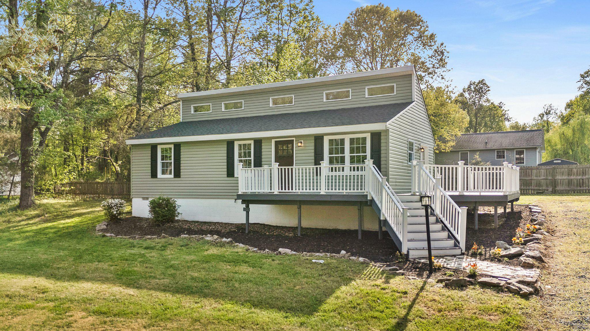 LAKE CAROLINE - Residential