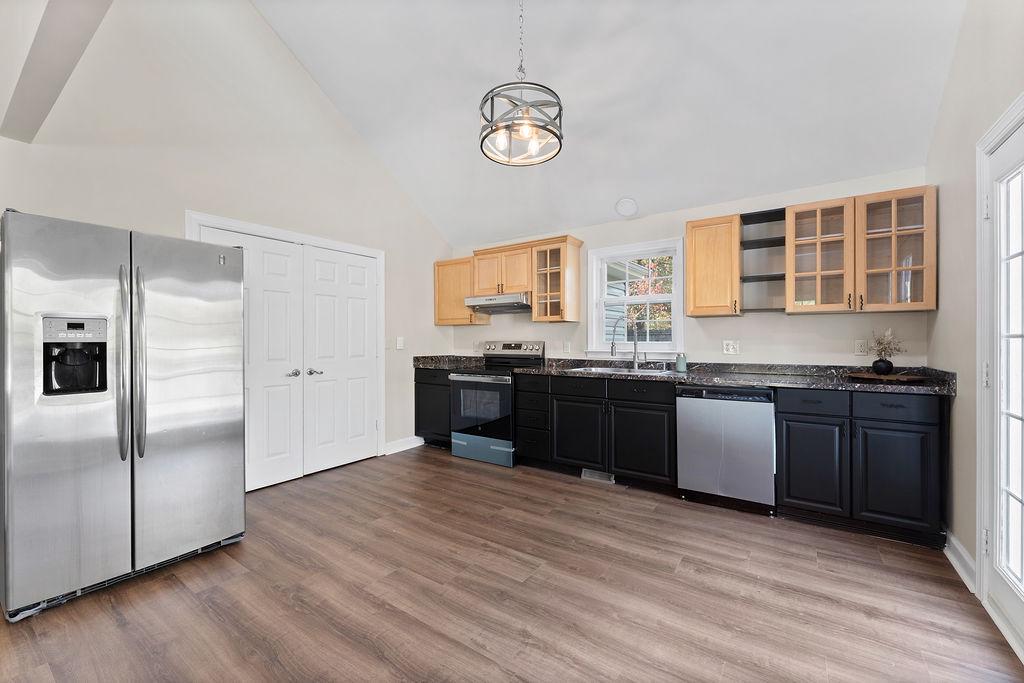 LAKE CAROLINE - Residential