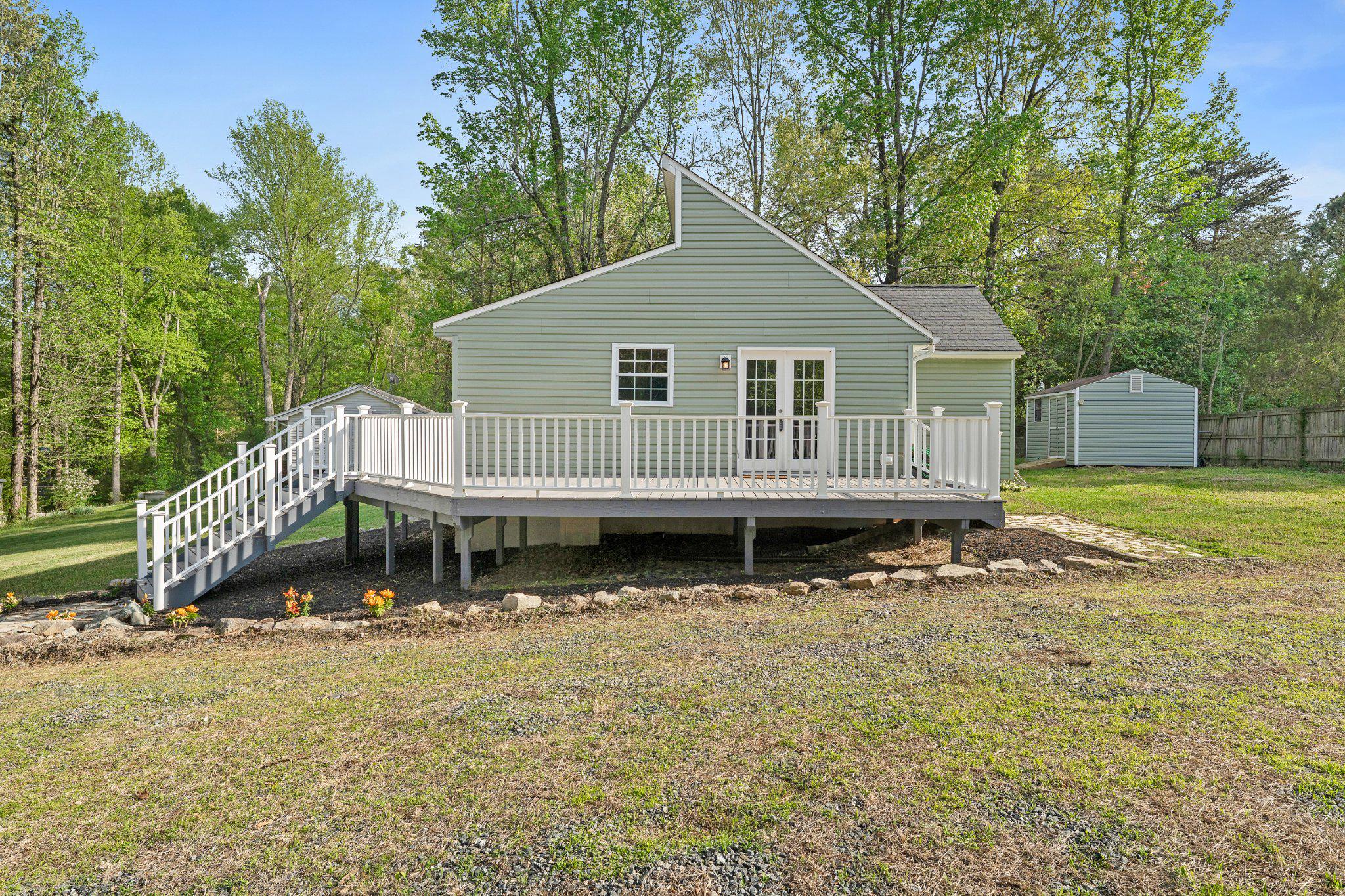 LAKE CAROLINE - Residential
