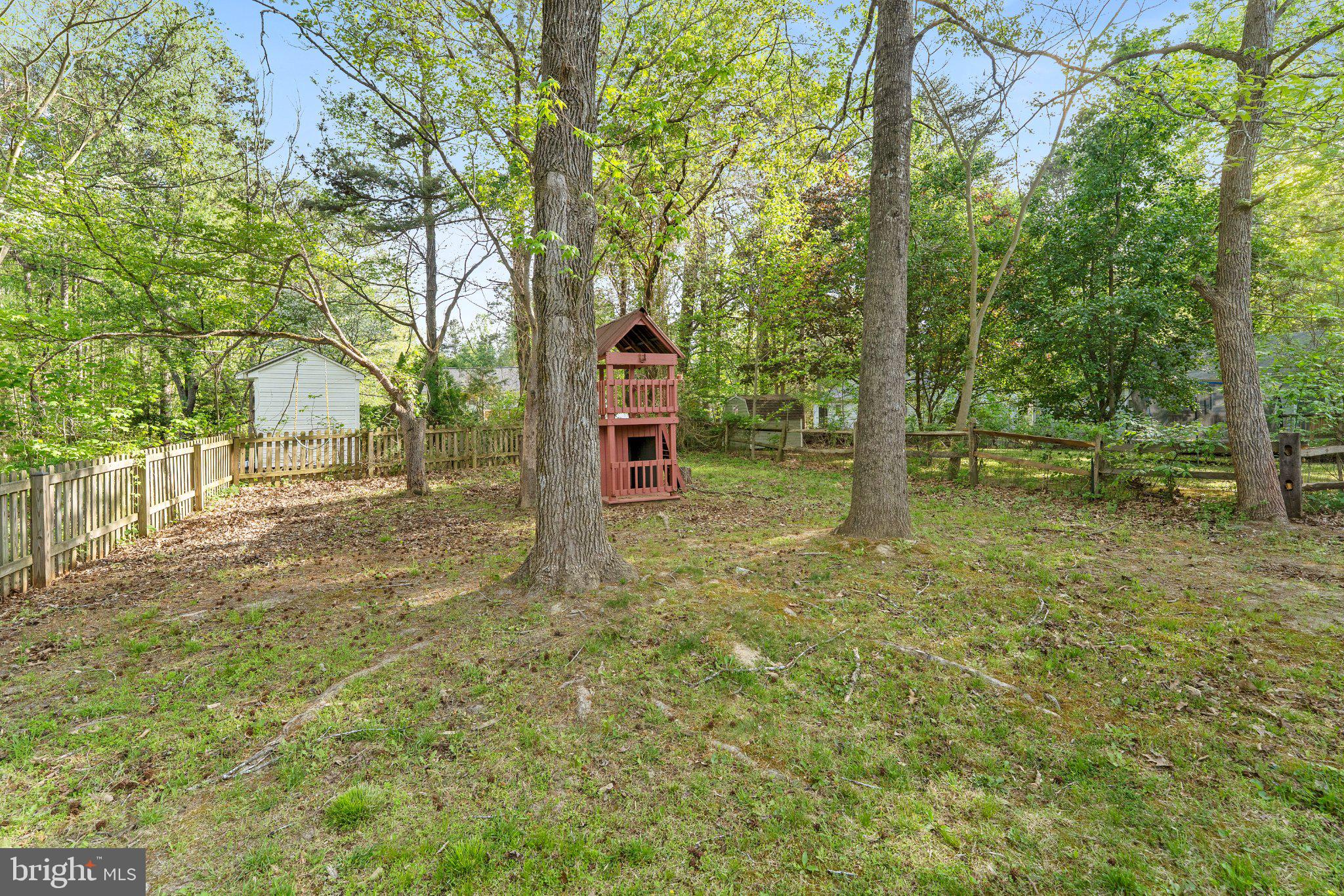 LAKE CAROLINE - Residential