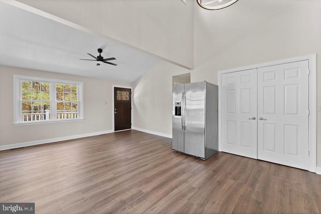 LAKE CAROLINE - Residential