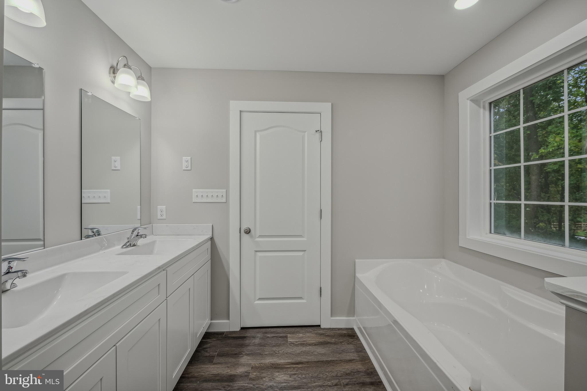 GRANDVIEW ESTATES - Residential